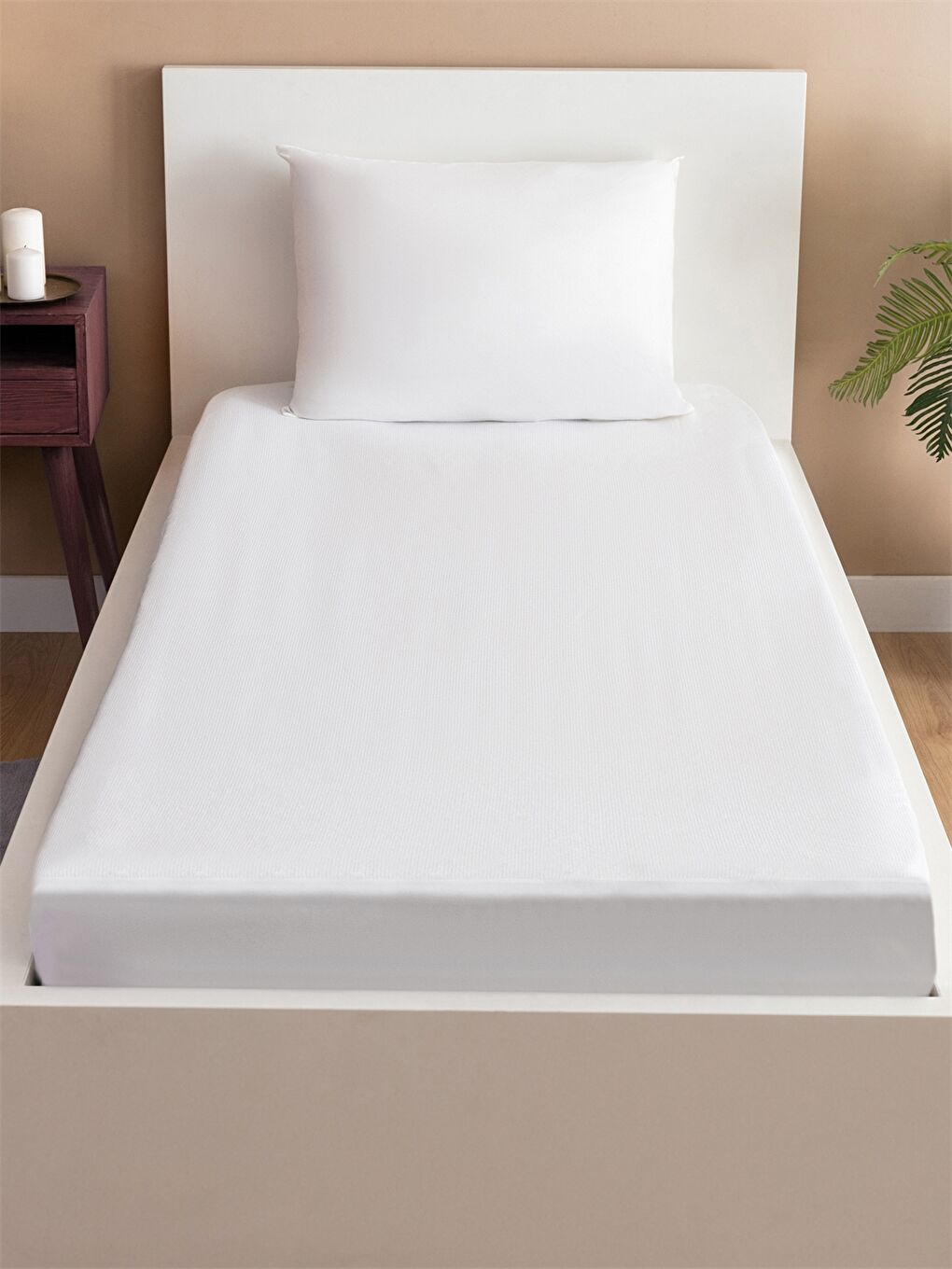 Beyaz Su Geçirmez Tek Kişilik Alez 120x200 cm