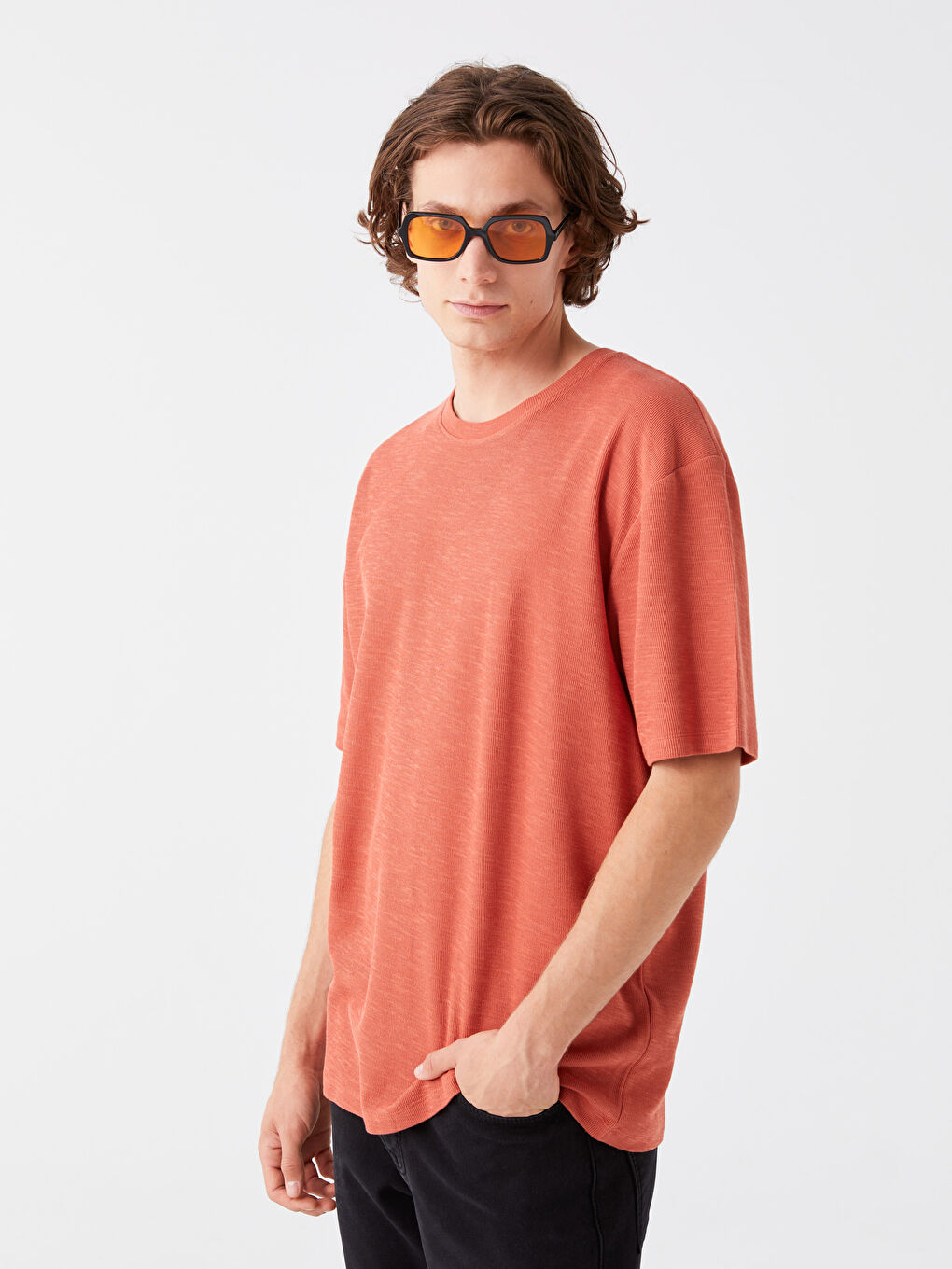 Kahverengi Bisiklet Yaka Kısa Kollu Erkek Tişört-1