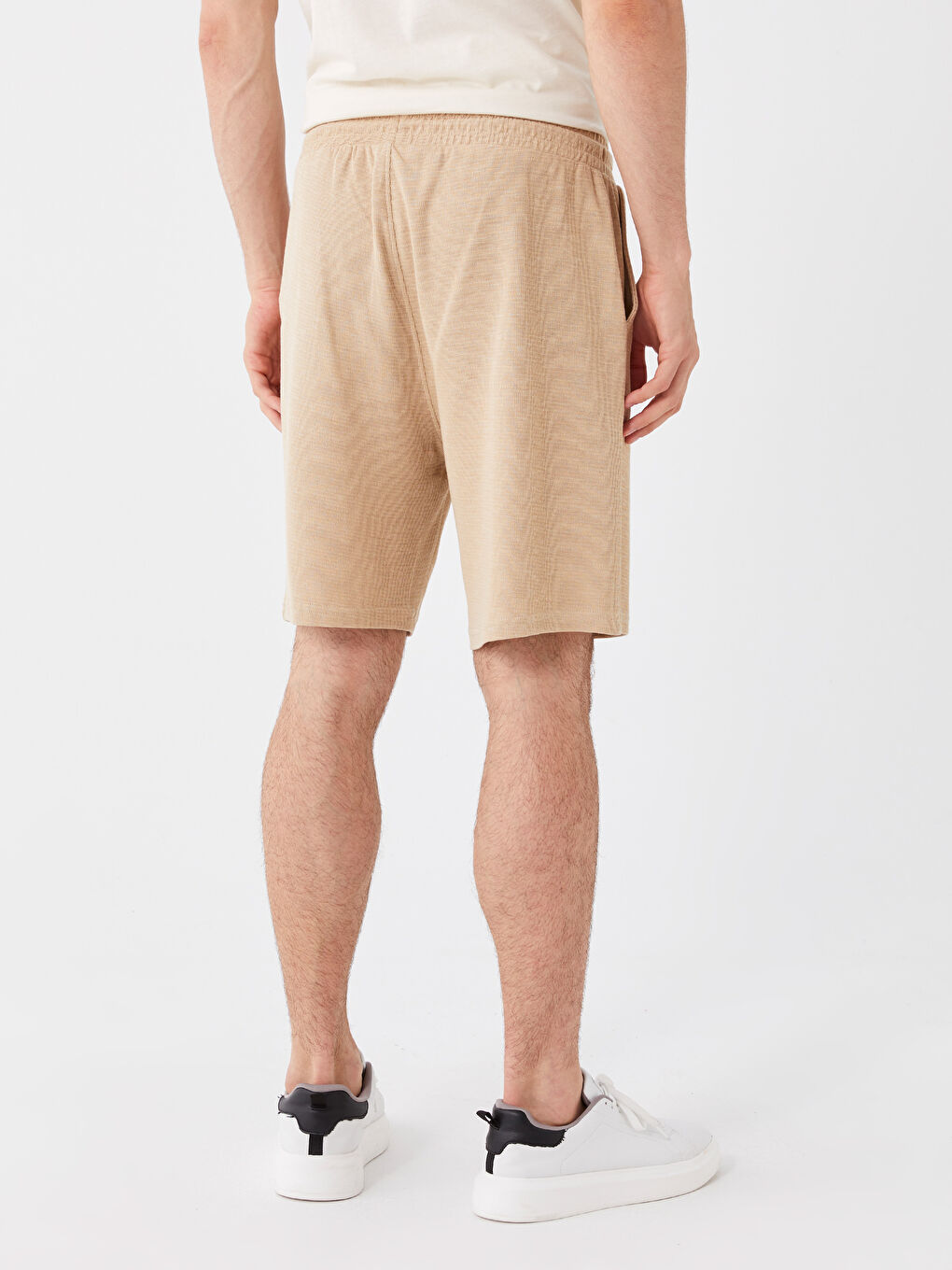 Standard Fit Men's Shorts -S3L523Z8-FGP