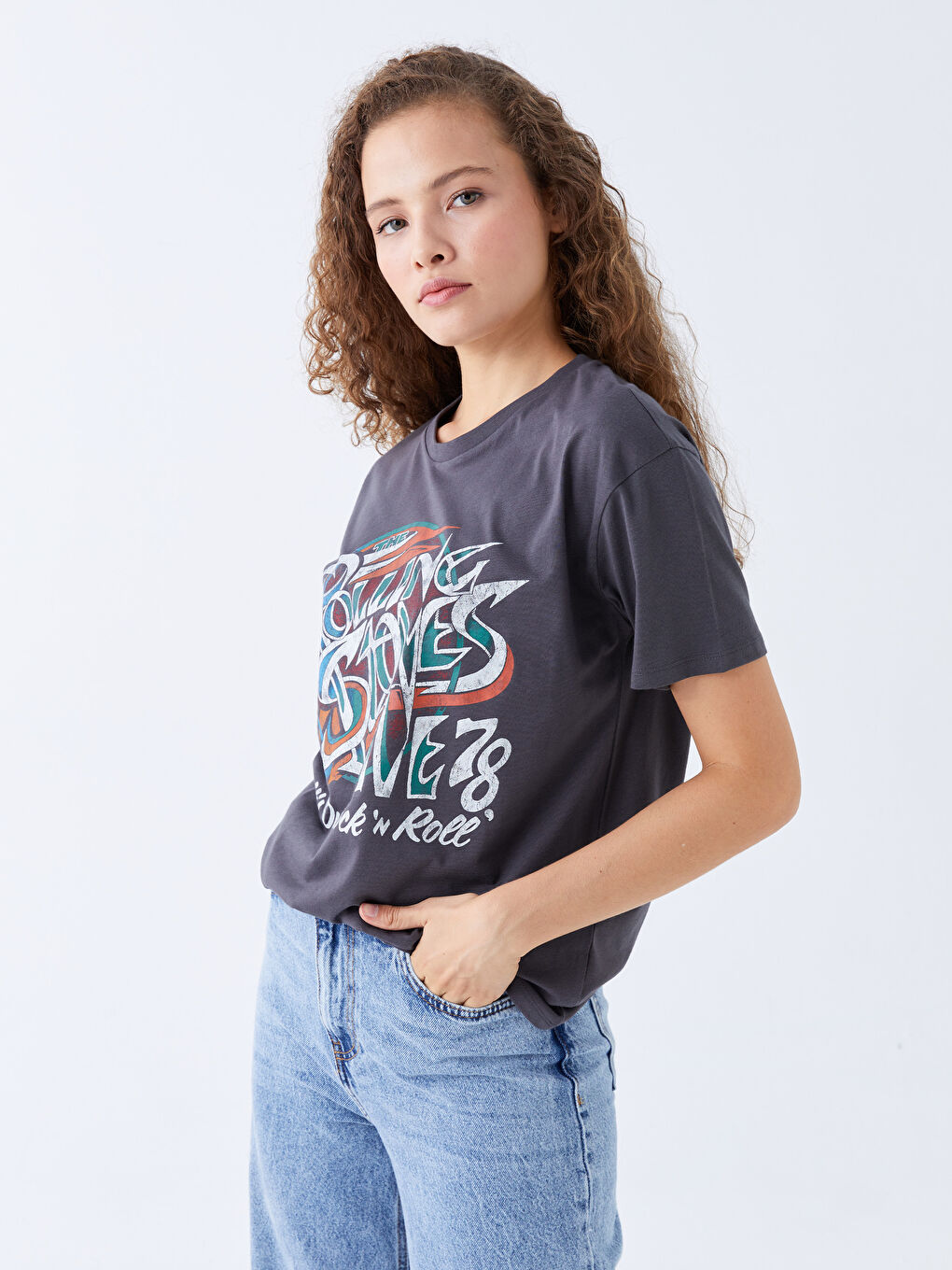 Antrasit Bisiklet Yaka Rolling Stones Baskılı Kadın Tişört-1