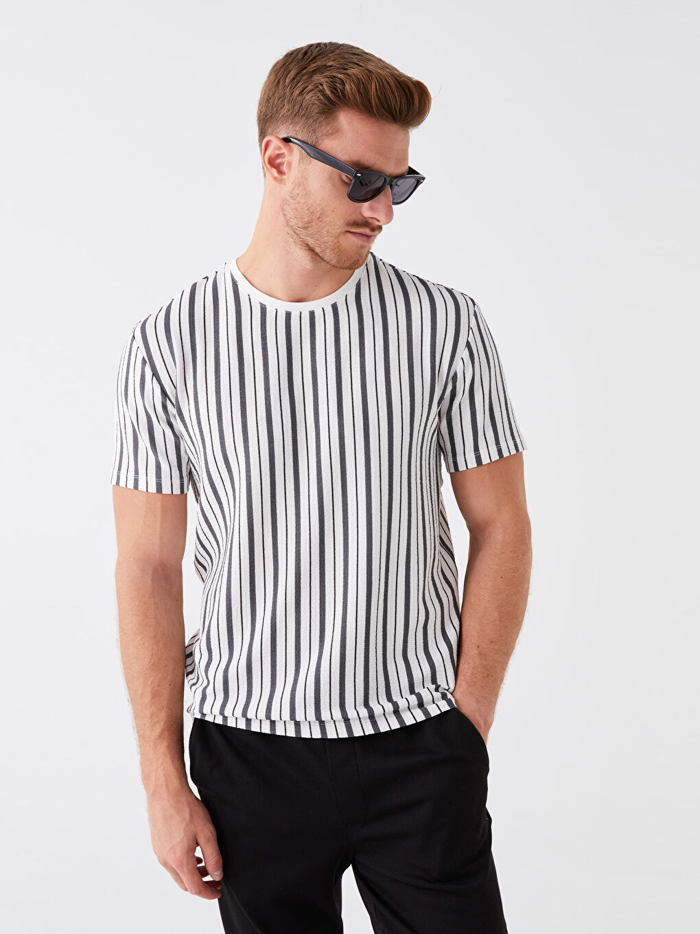 Ekru Bisiklet Yaka Kısa Kollu Çizgili Erkek Tişört