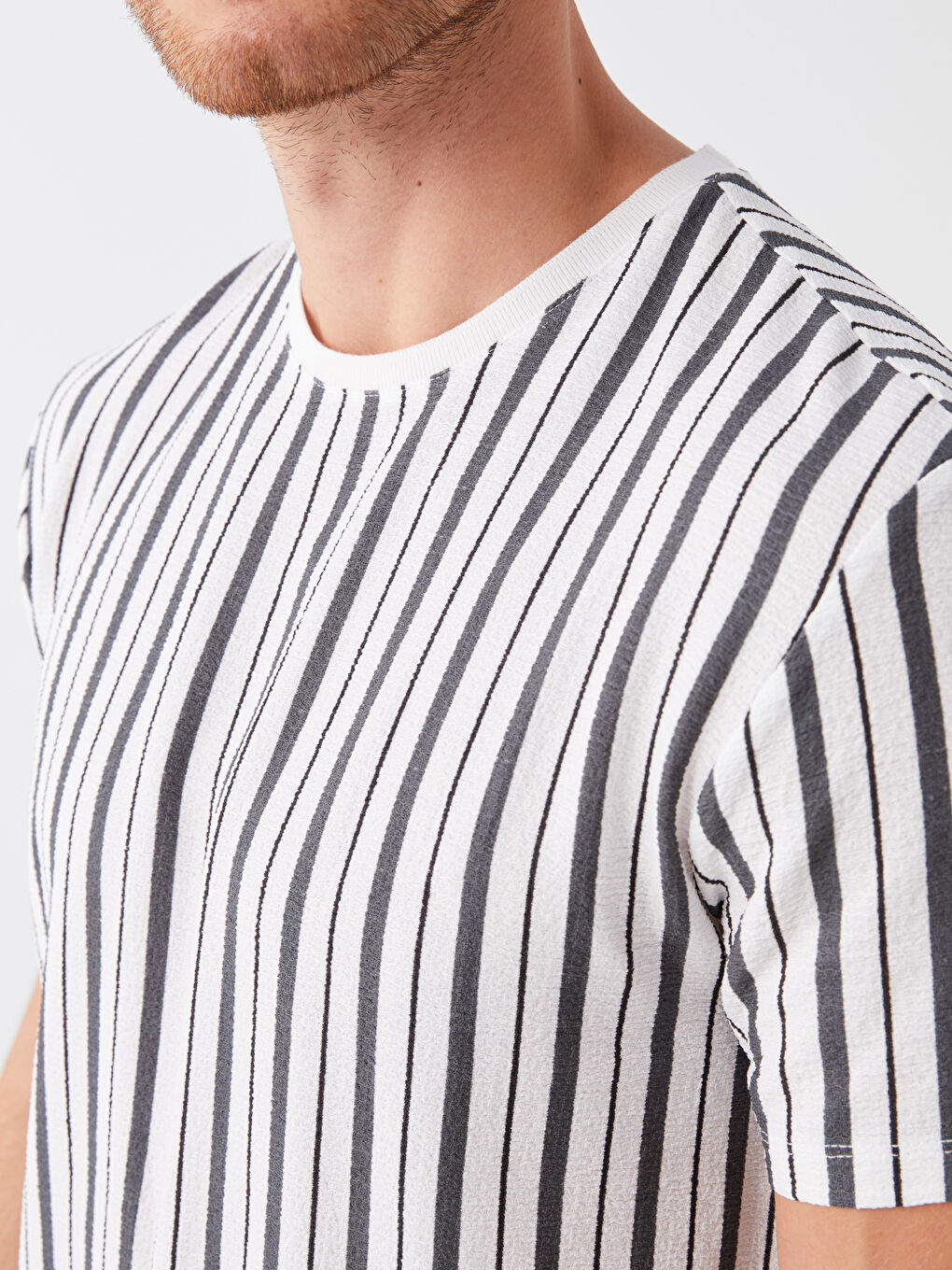 Ekru Bisiklet Yaka Kısa Kollu Çizgili Erkek Tişört-3