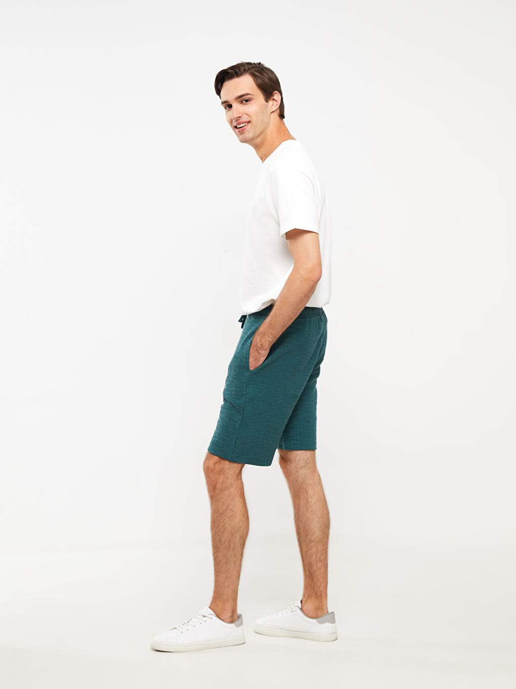 Slim Fit Binding Detail Men's Shorts -S3L621Z8-J1W