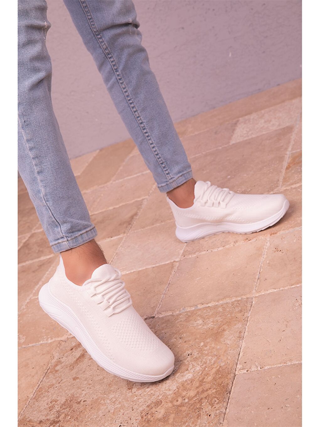 Beyaz Bağcıklı Erkek Spor Ayakkabı-2