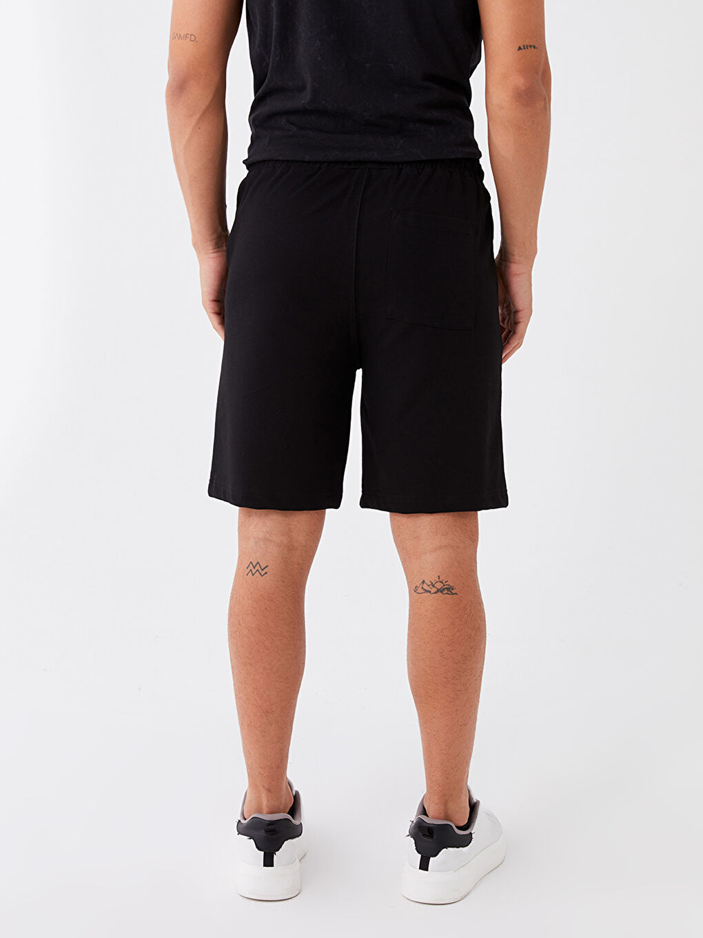 Siyah Standart Kalıp Erkek Bermuda Şort-4