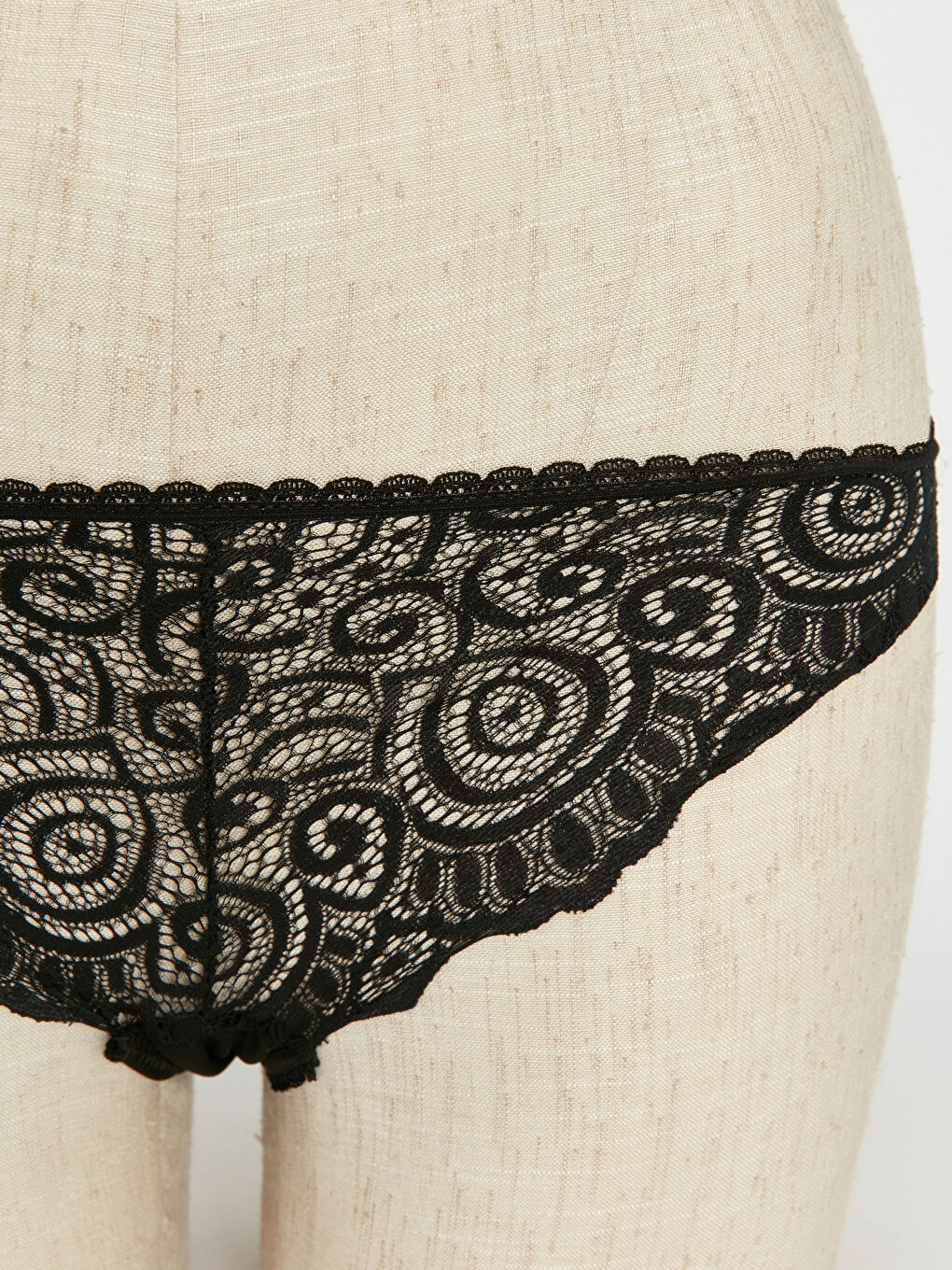 Siyah Dantelli Sütyen Takım-3