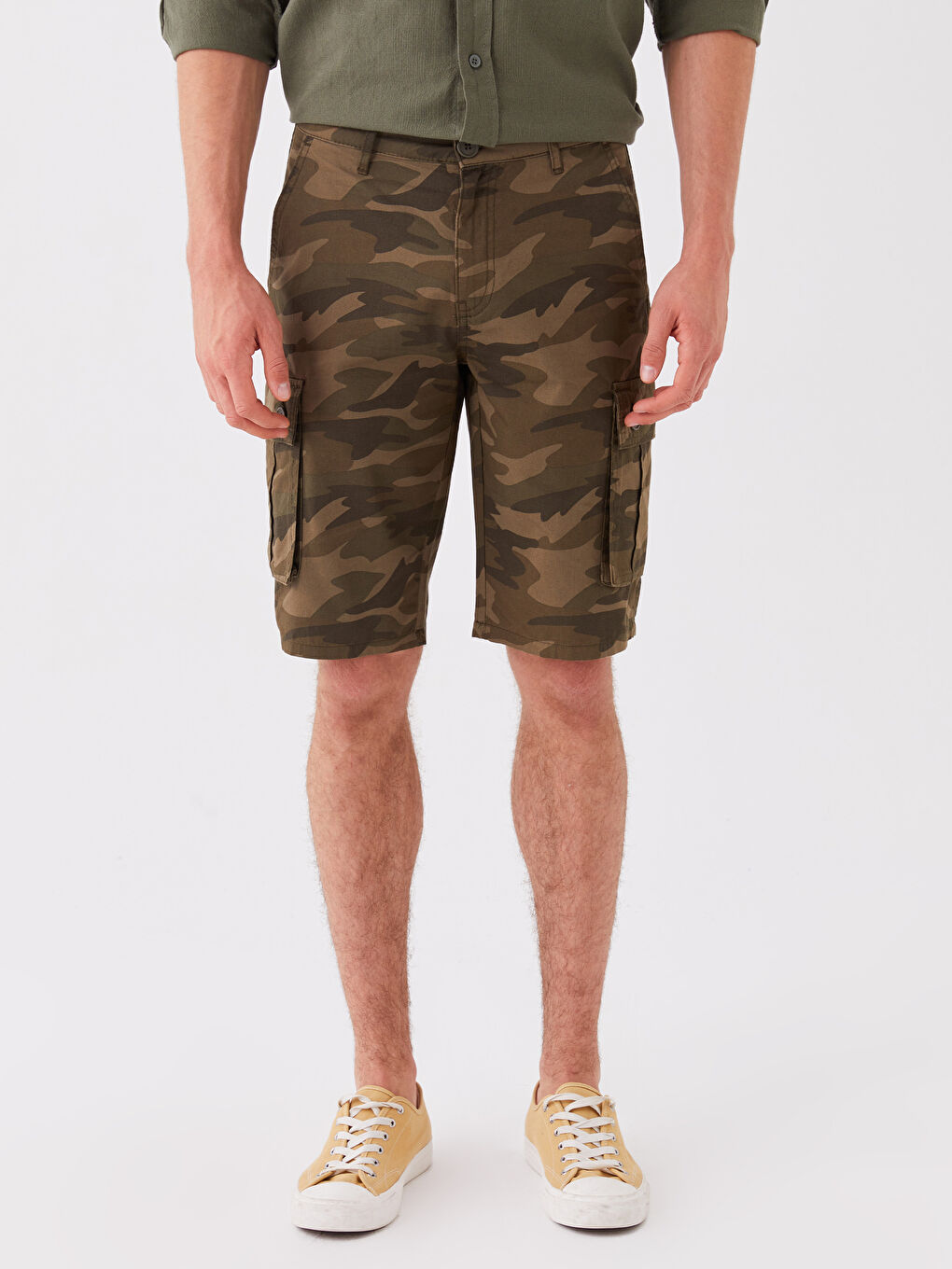 Standard Fit Men's Cargo Shorts -S3L844Z8-LS6