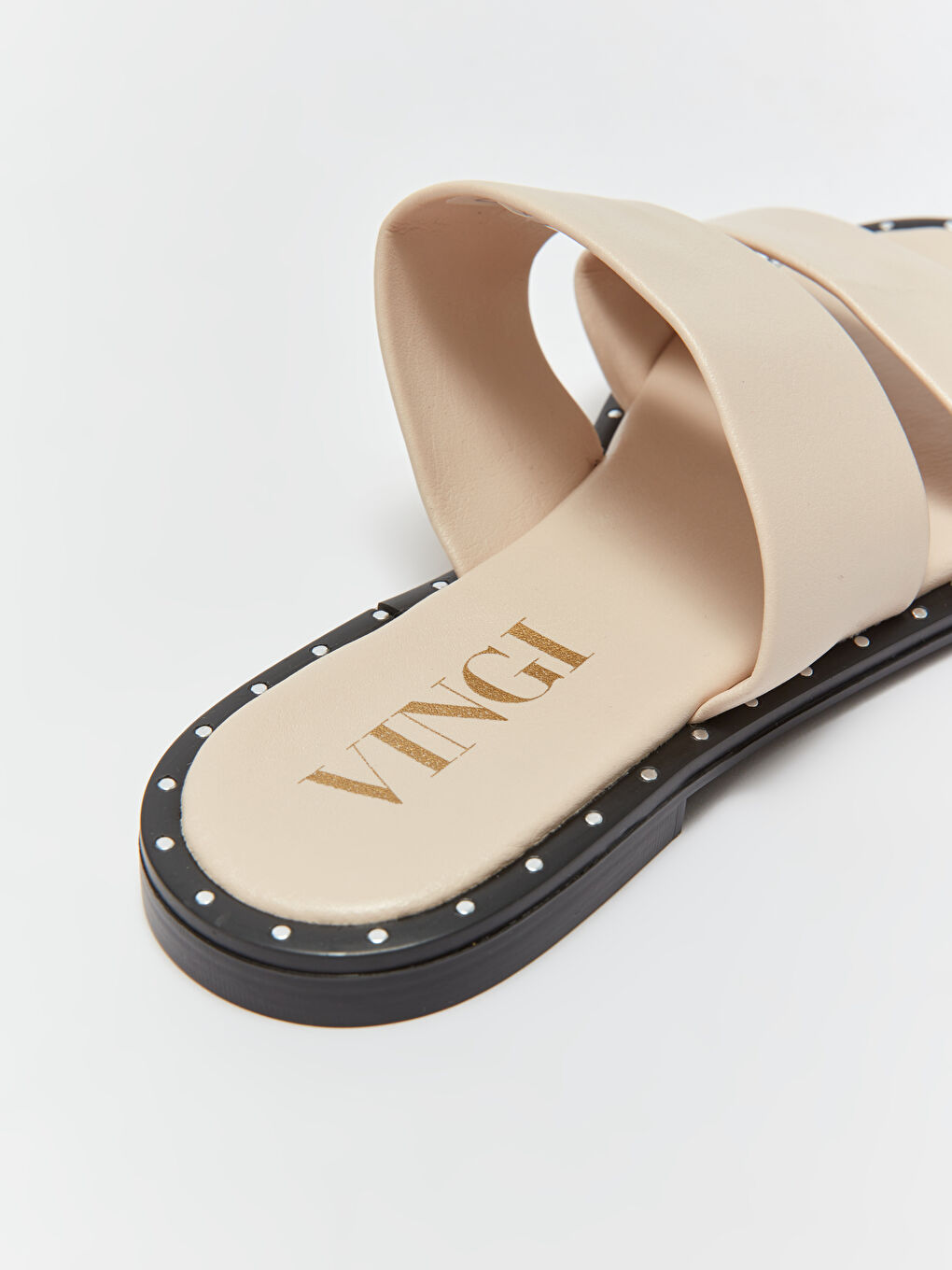 Bej Deri Görünümlü Kadın Terlik-4