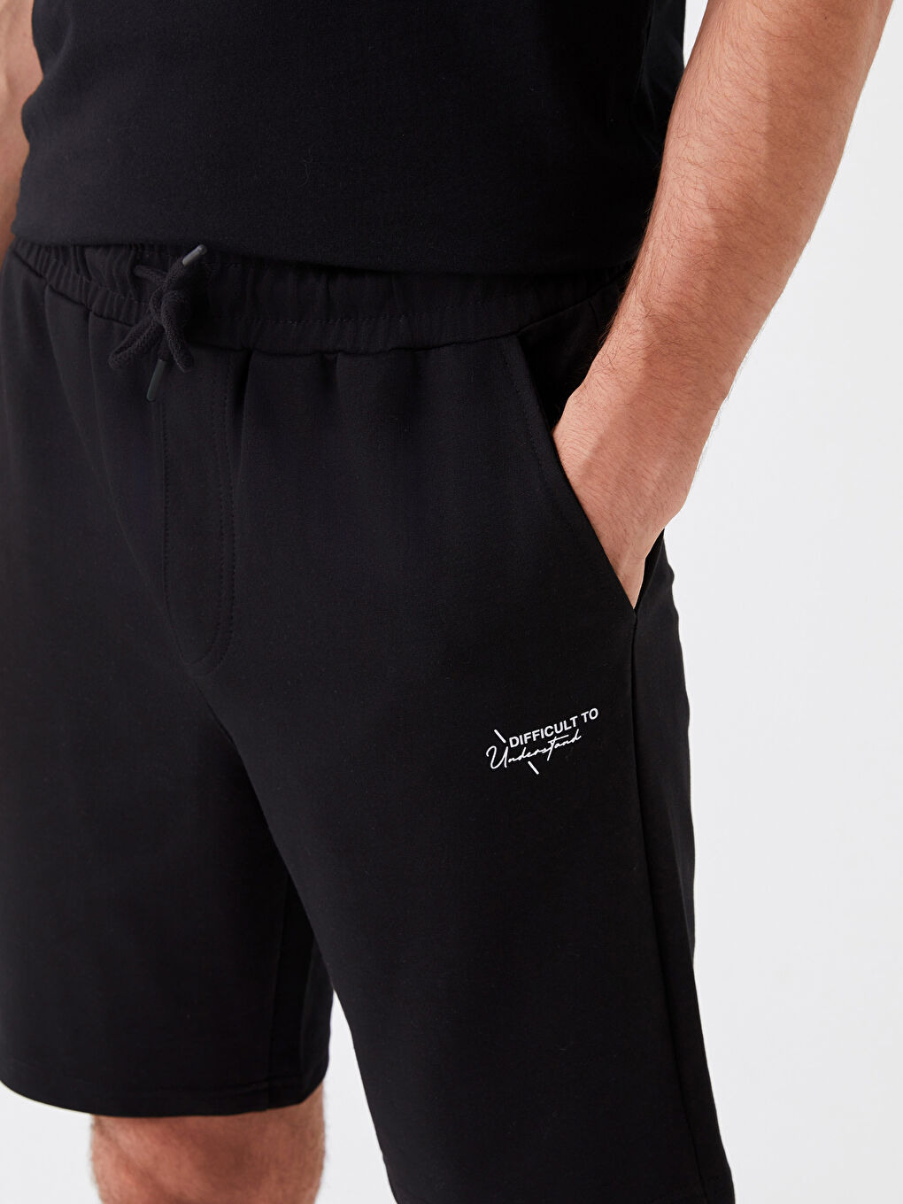 Siyah Slim Fit Beli Lastikli Erkek Şort-2