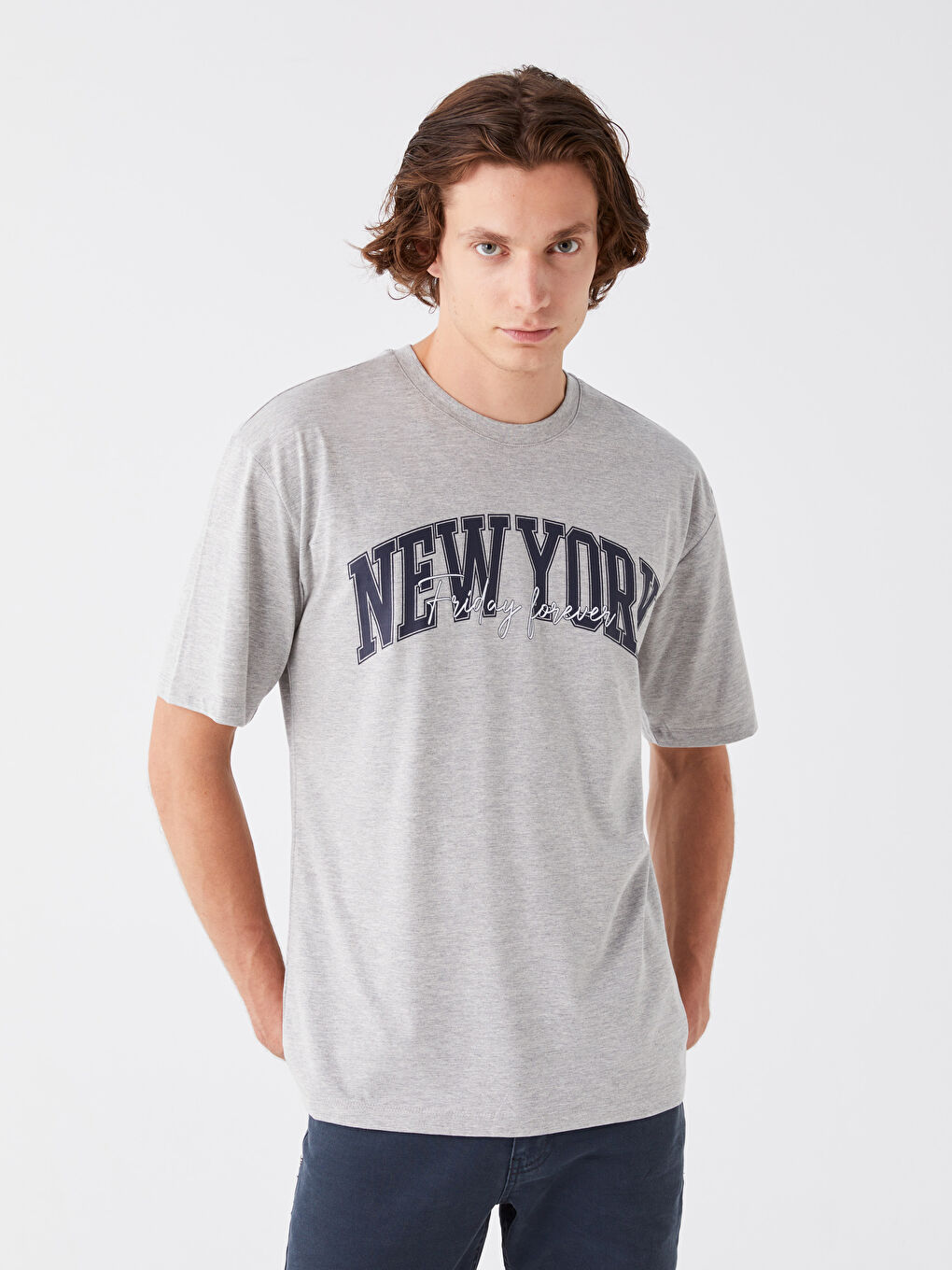 Gri Bisiklet Yaka Kısa Kollu Baskılı Penye Erkek Tişört