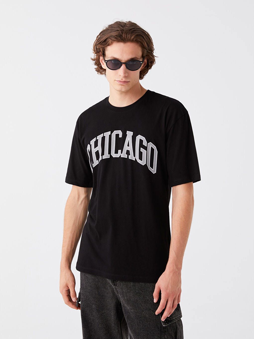 Siyah Bisiklet Yaka Kısa Kollu Baskılı Penye Erkek Tişört-1