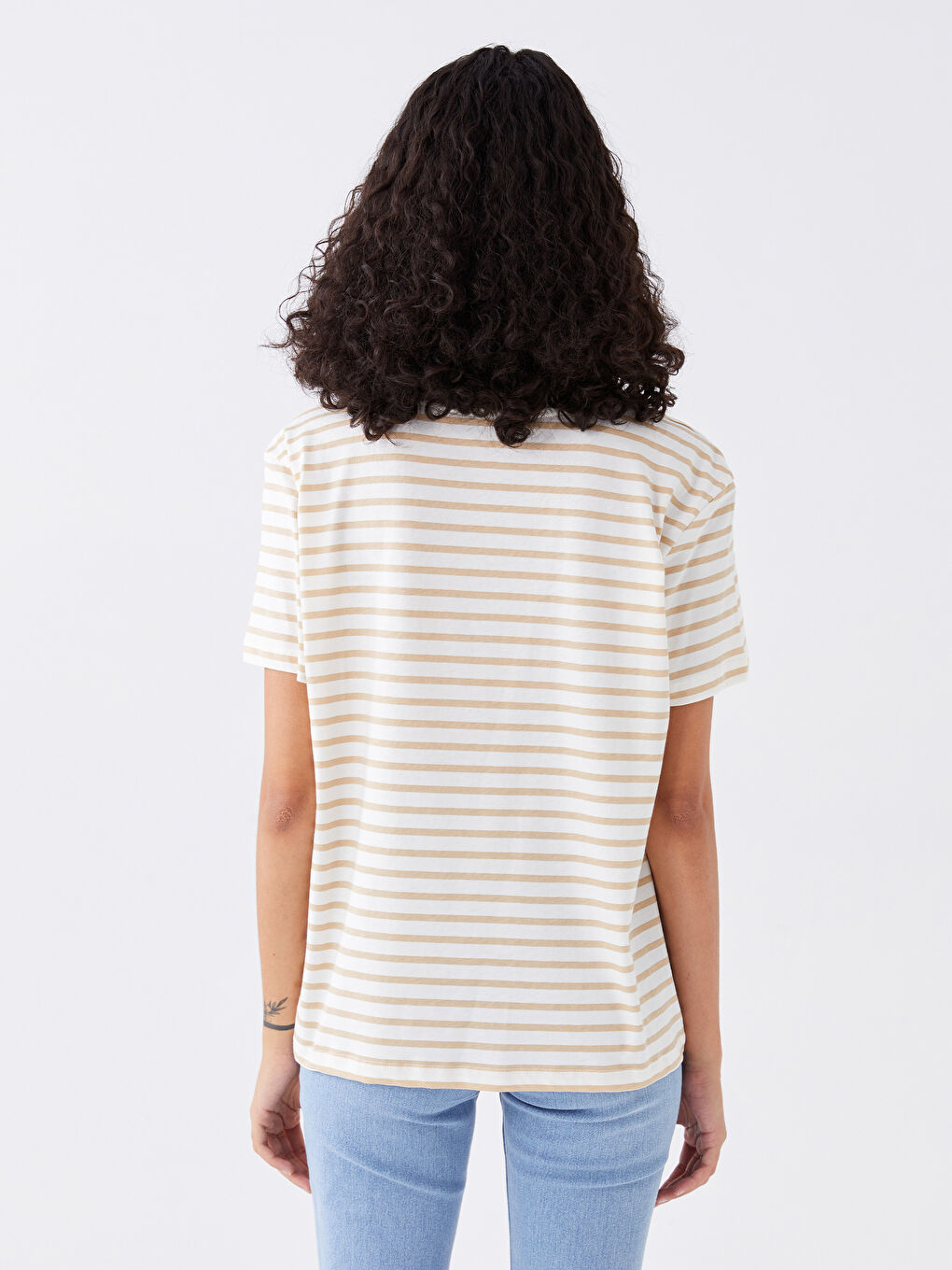 Bej Bisiklet Yaka Çizgili Kısa Kollu Kadın Tişört-4
