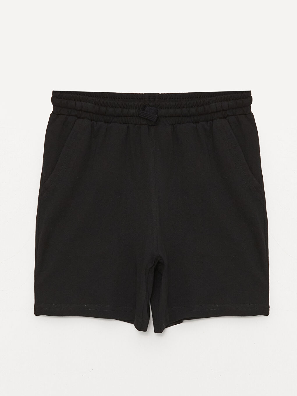 شورت أولاد بسيط بخصر مطاطي