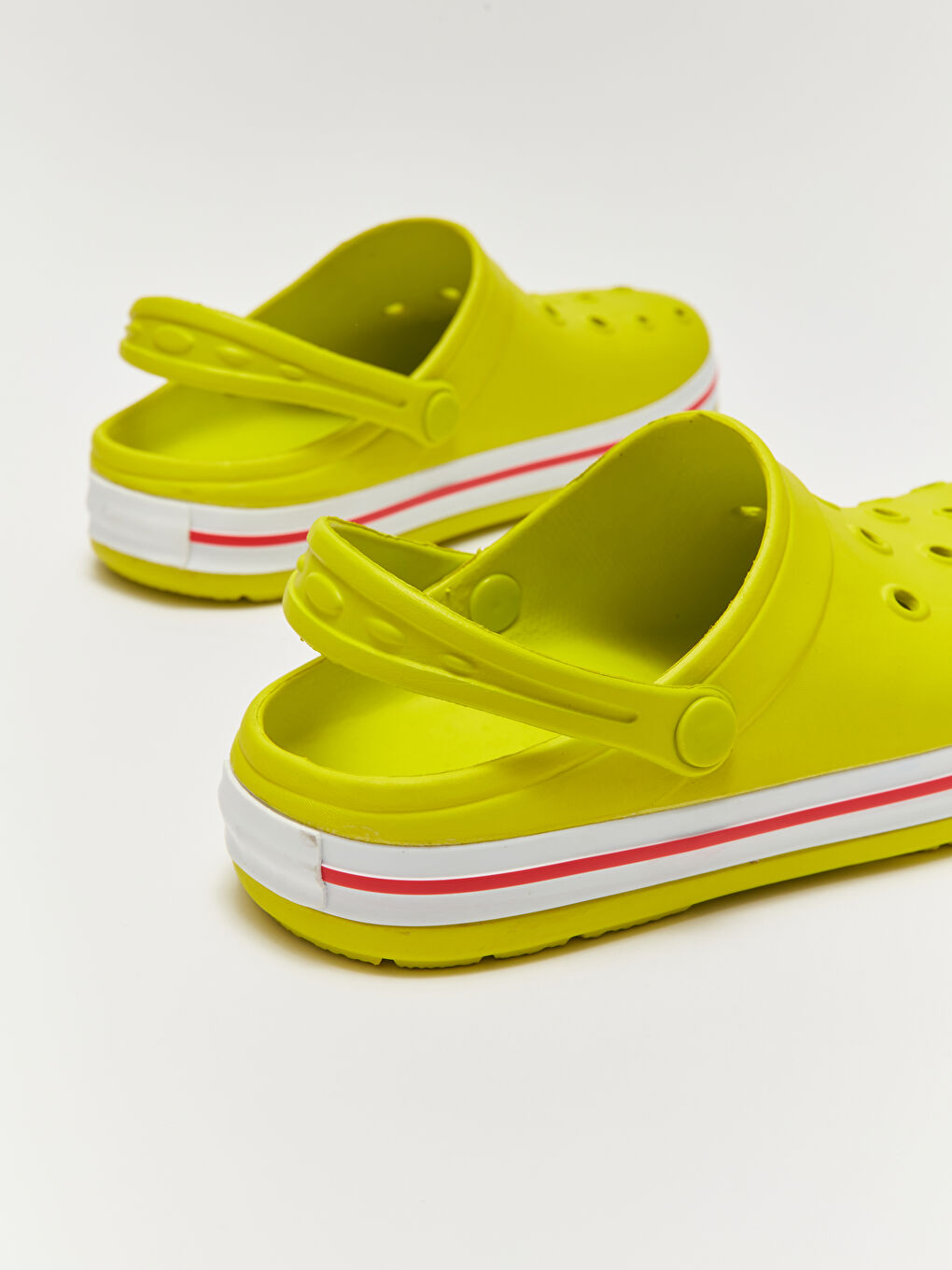 Yeşil Delikli Erkek Çocuk Plaj Sandaleti-4