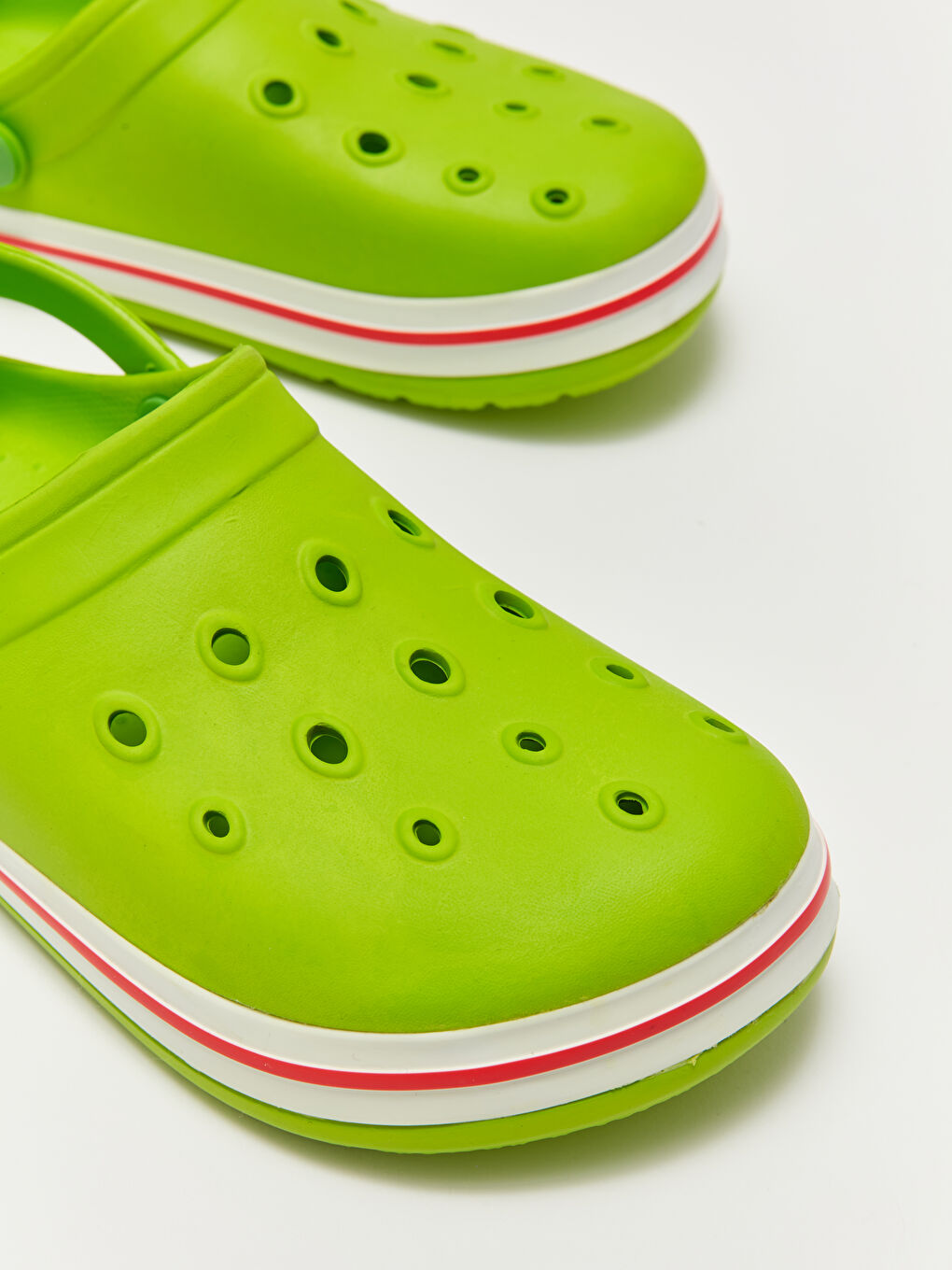 Yeşil Delikli Erkek Çocuk Plaj Sandaleti-2