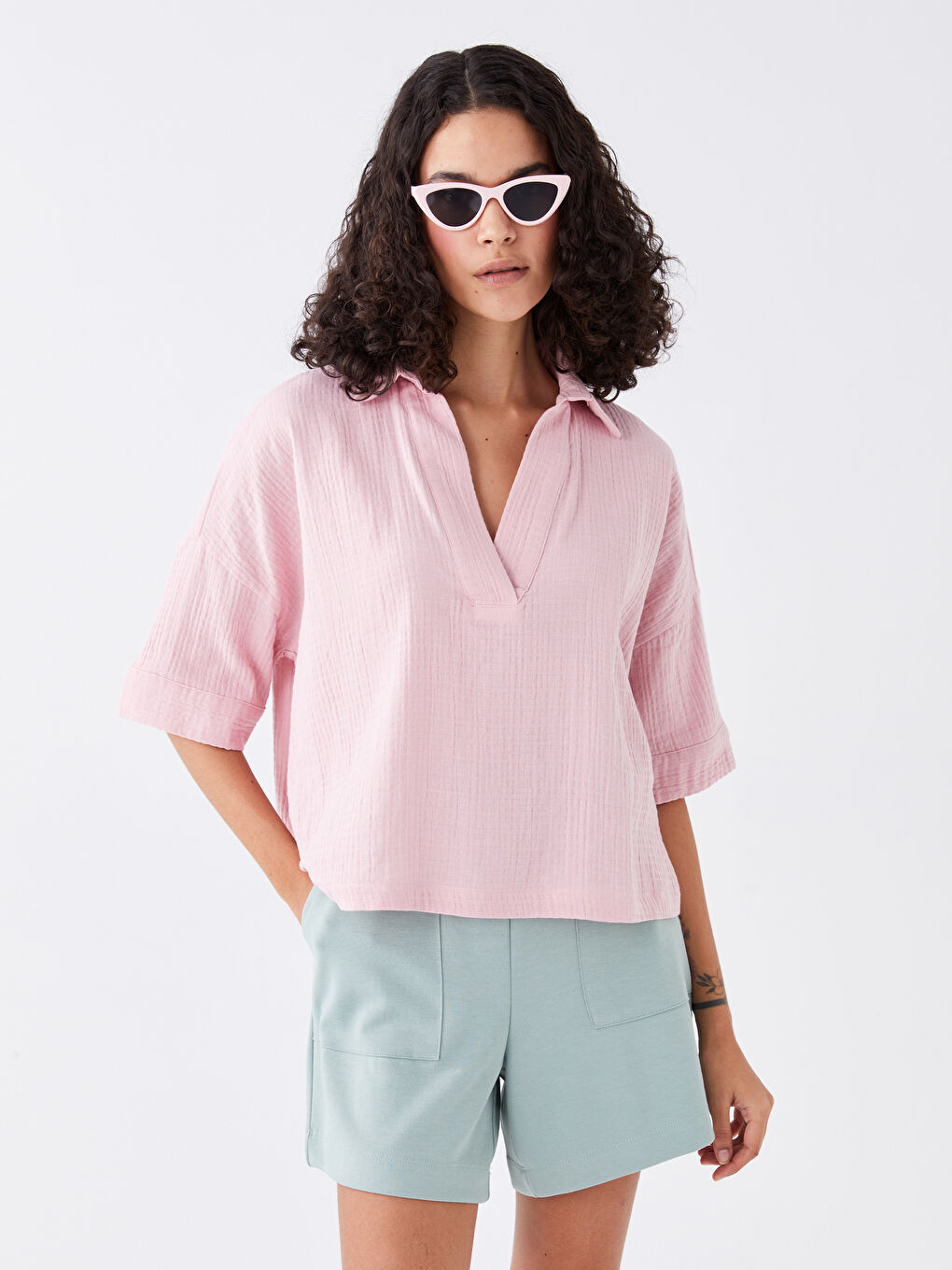Pembe Polo Yaka Düz Kısa Kollu Oversize Kadın Bluz