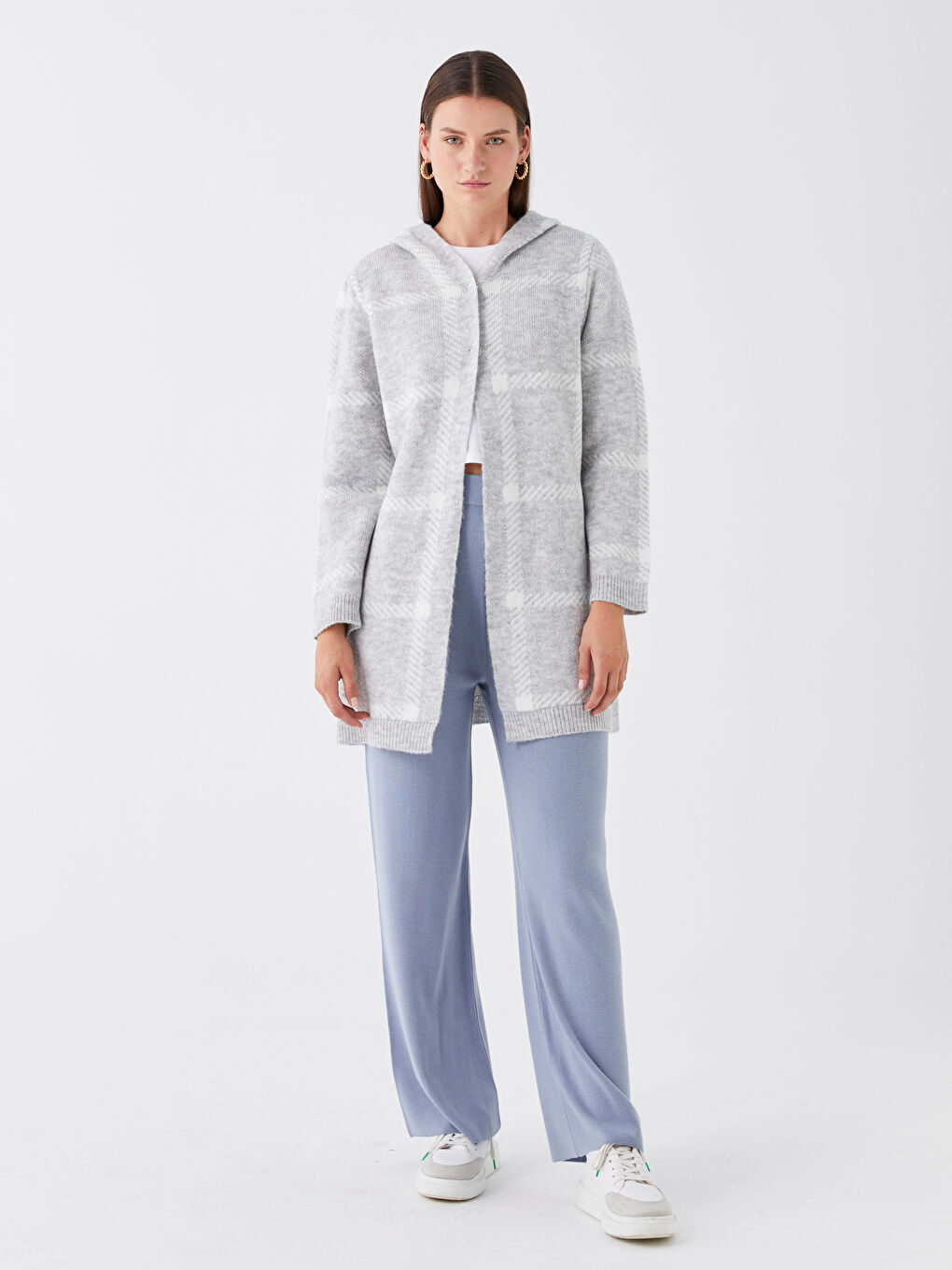 Gri Kapüşonlu Ekose Uzun Kollu Kadın Triko Hırka