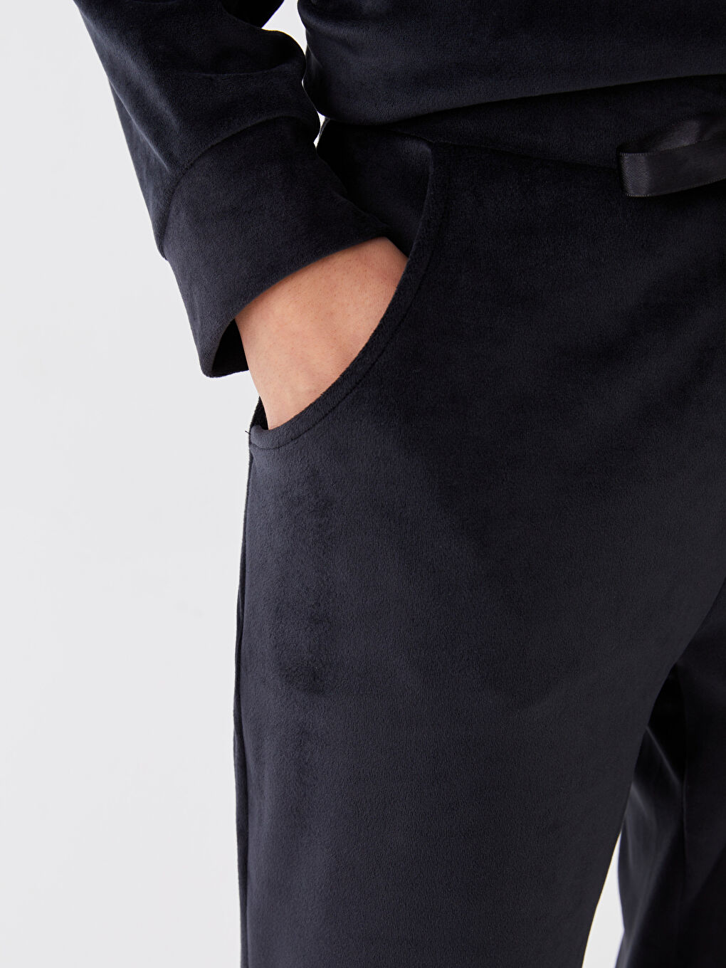 LCW DREAM Pyjama-Hosen für Damen aus Samt mit elastischem Bund -W30243Z8-CVL