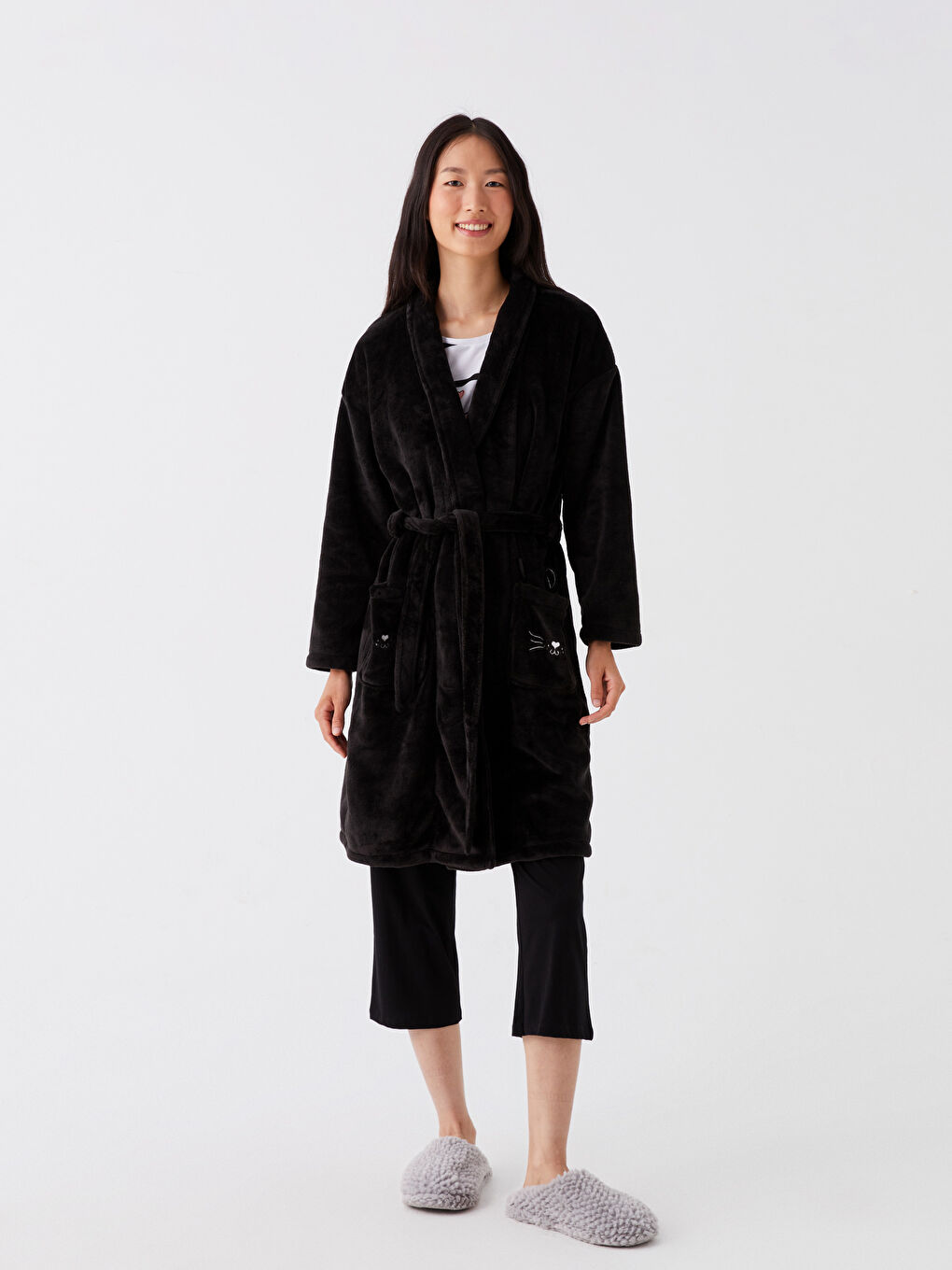 Halat pluș brodat cu mânecă lungă și guler șal pentru femei-1