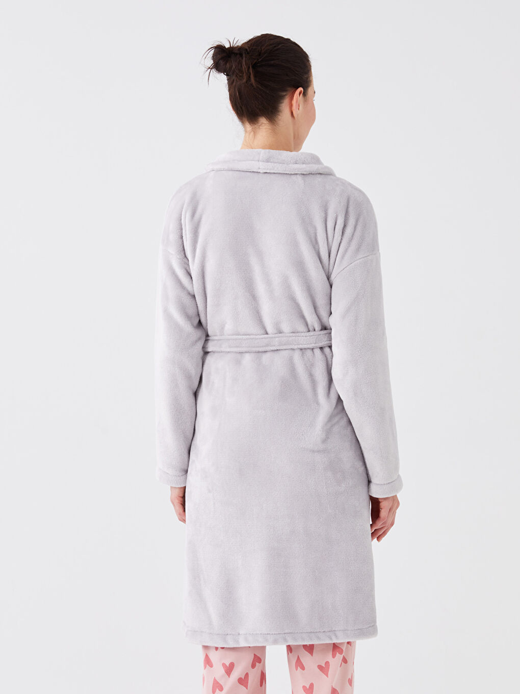 Gri Şal Yaka Düz Uzun Kollu Kadın Pelüş Sabahlık-4