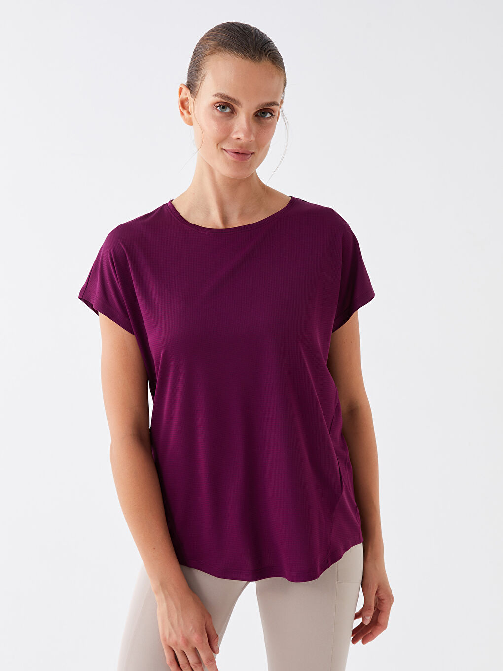 تي شيرت نساء كم قصير بسيط كول مدور-1