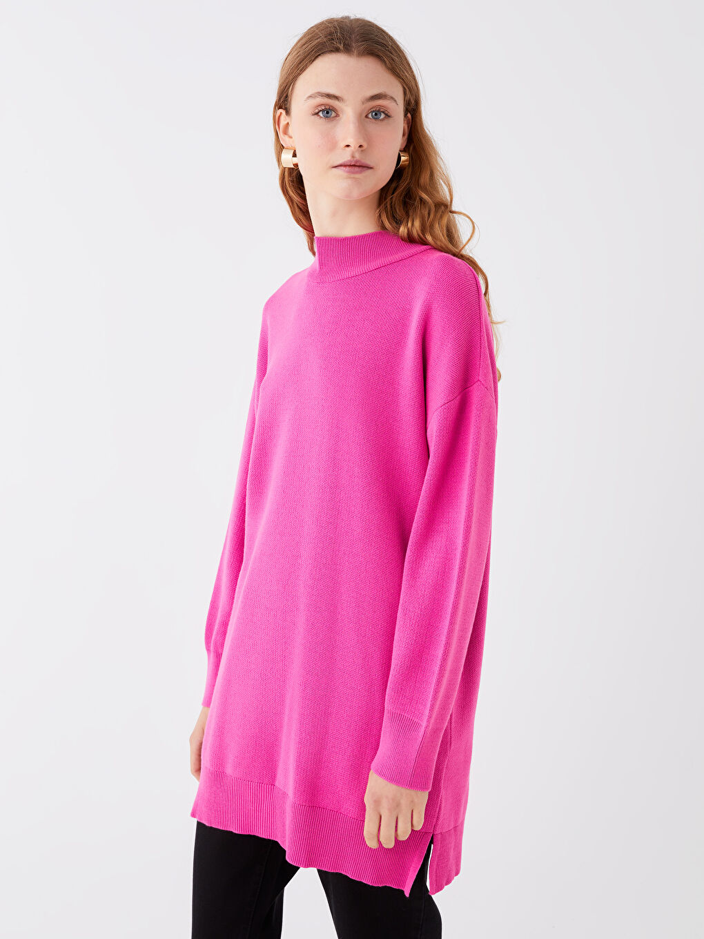 LCW Modest Canlı Pembe Yarım Balıkçı Yaka Düz Uzun Kollu Oversize Kadın Triko Tunik