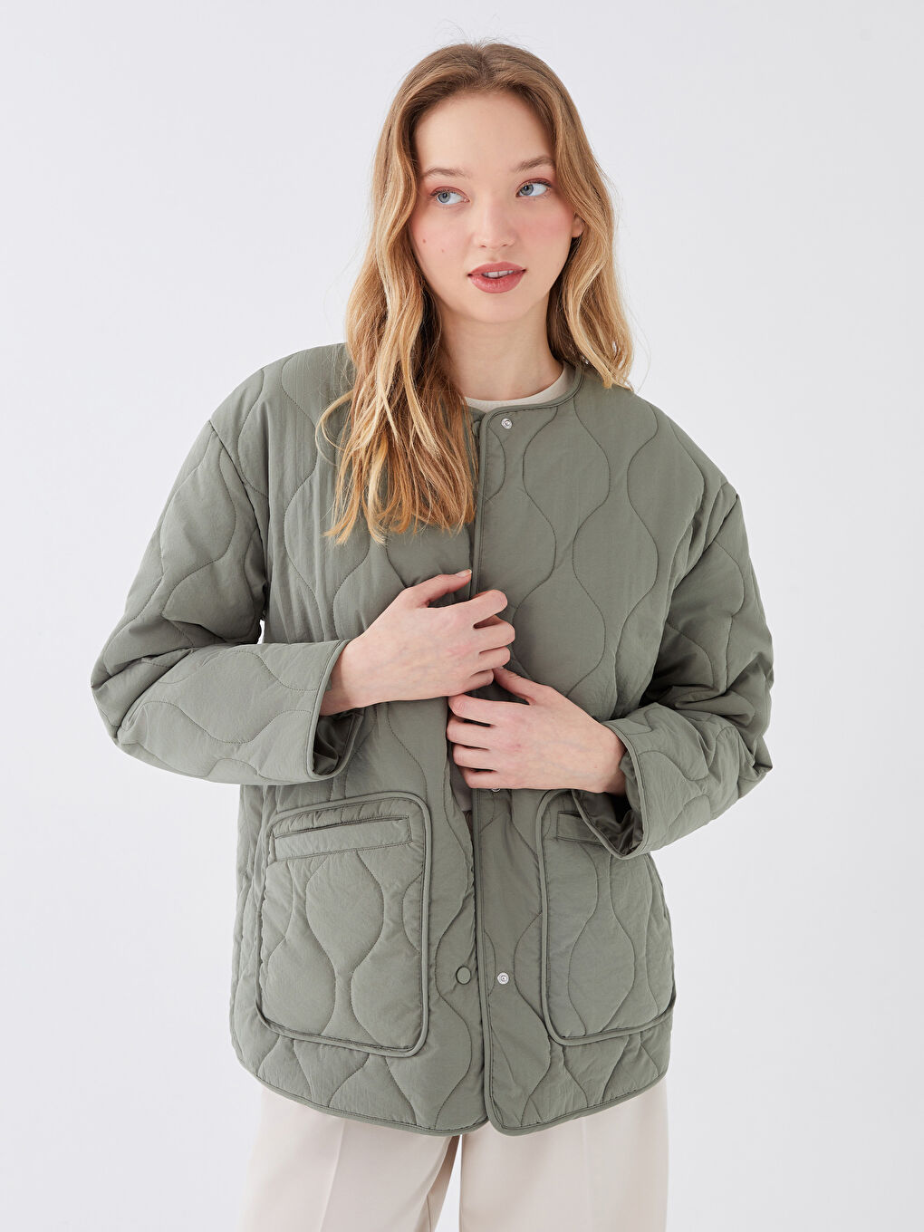 Crew Neck Self-Patterned Women's Puffer Coat-1