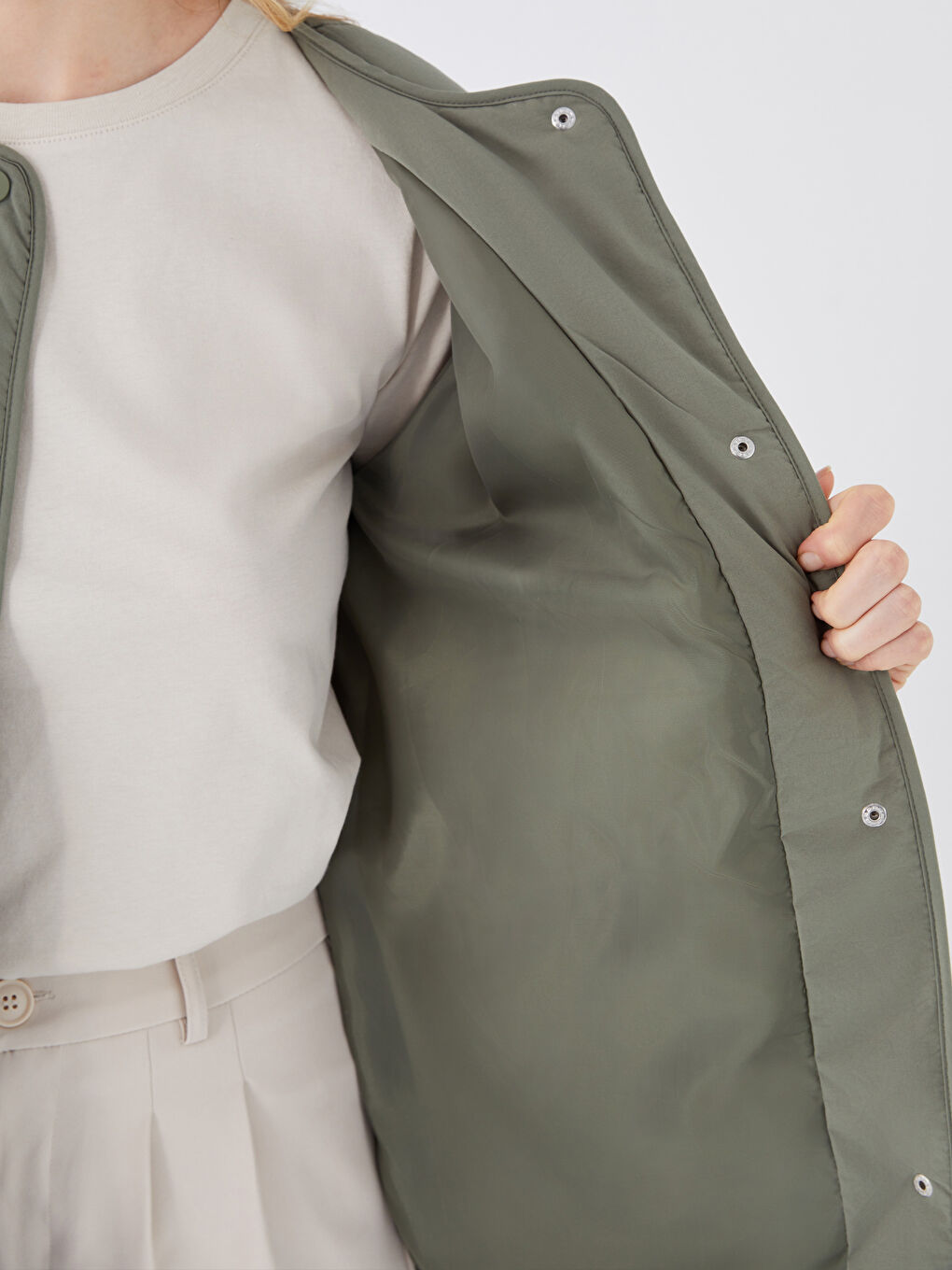 Crew Neck Self-Patterned Women's Puffer Coat-3