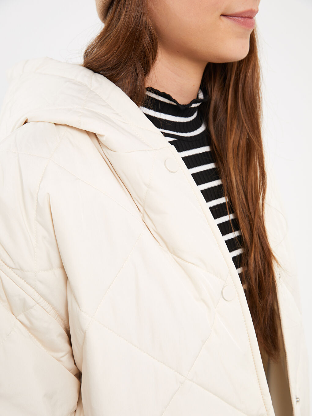 Hooded Quilted Women's Puffer Coat-3