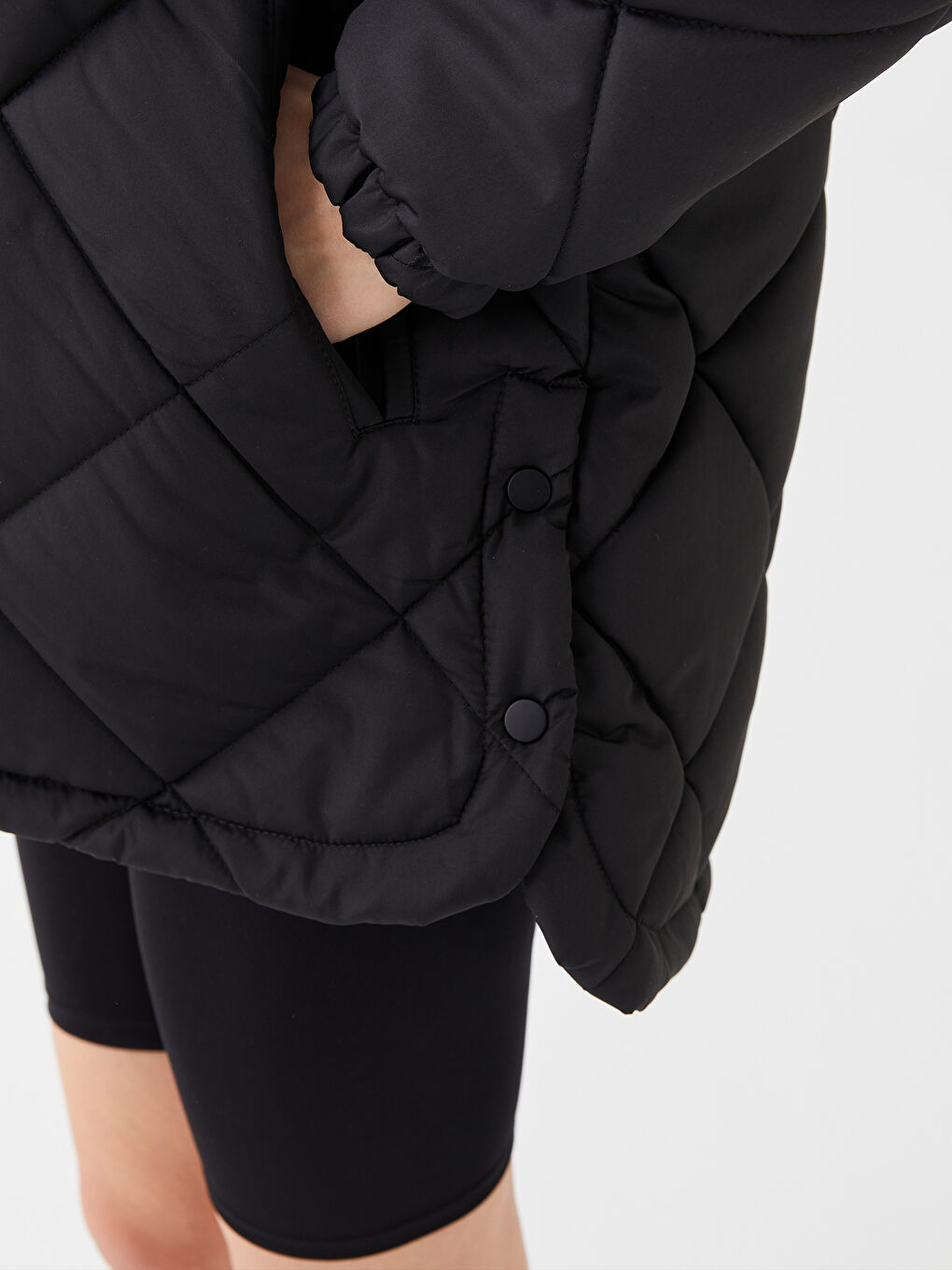 Стёганый пуховик с капюшоном для женщин-3