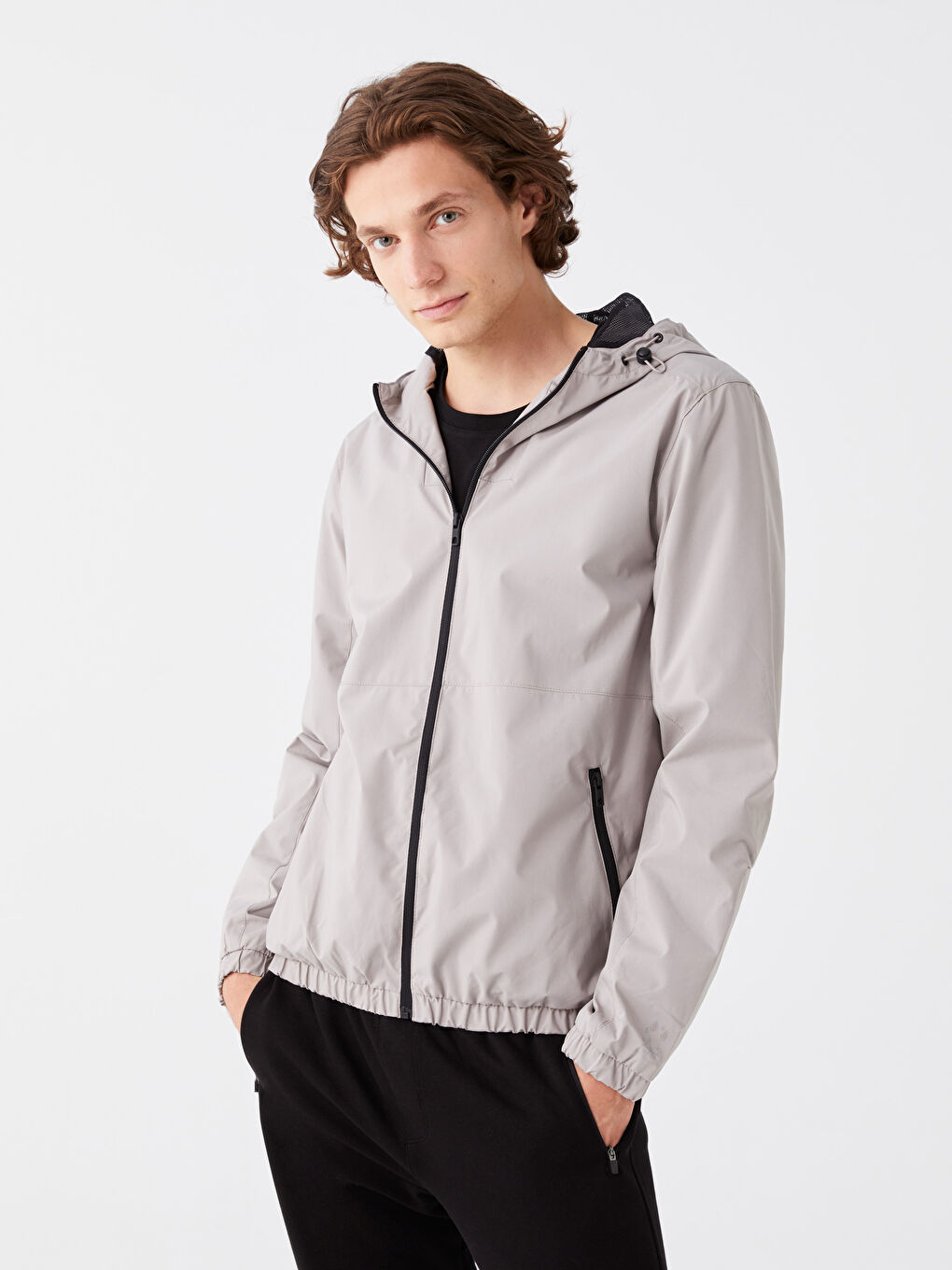 Bej Regular Fit Kapüşonlu Erkek Yağmurluk