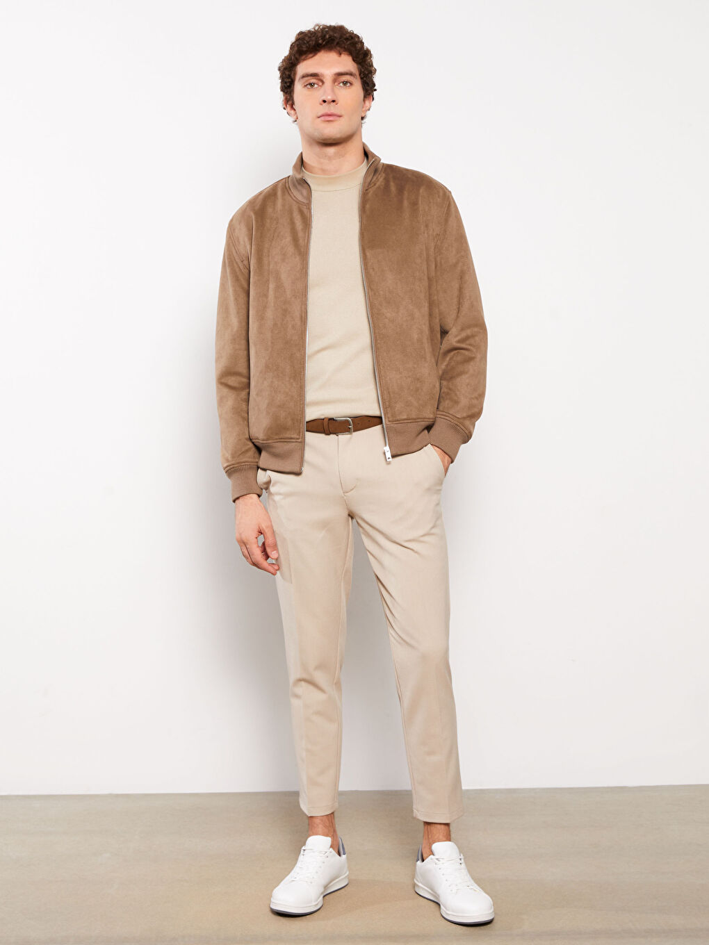 Bej Standart Kalıp Dik Yaka Süet Erkek Mont-3