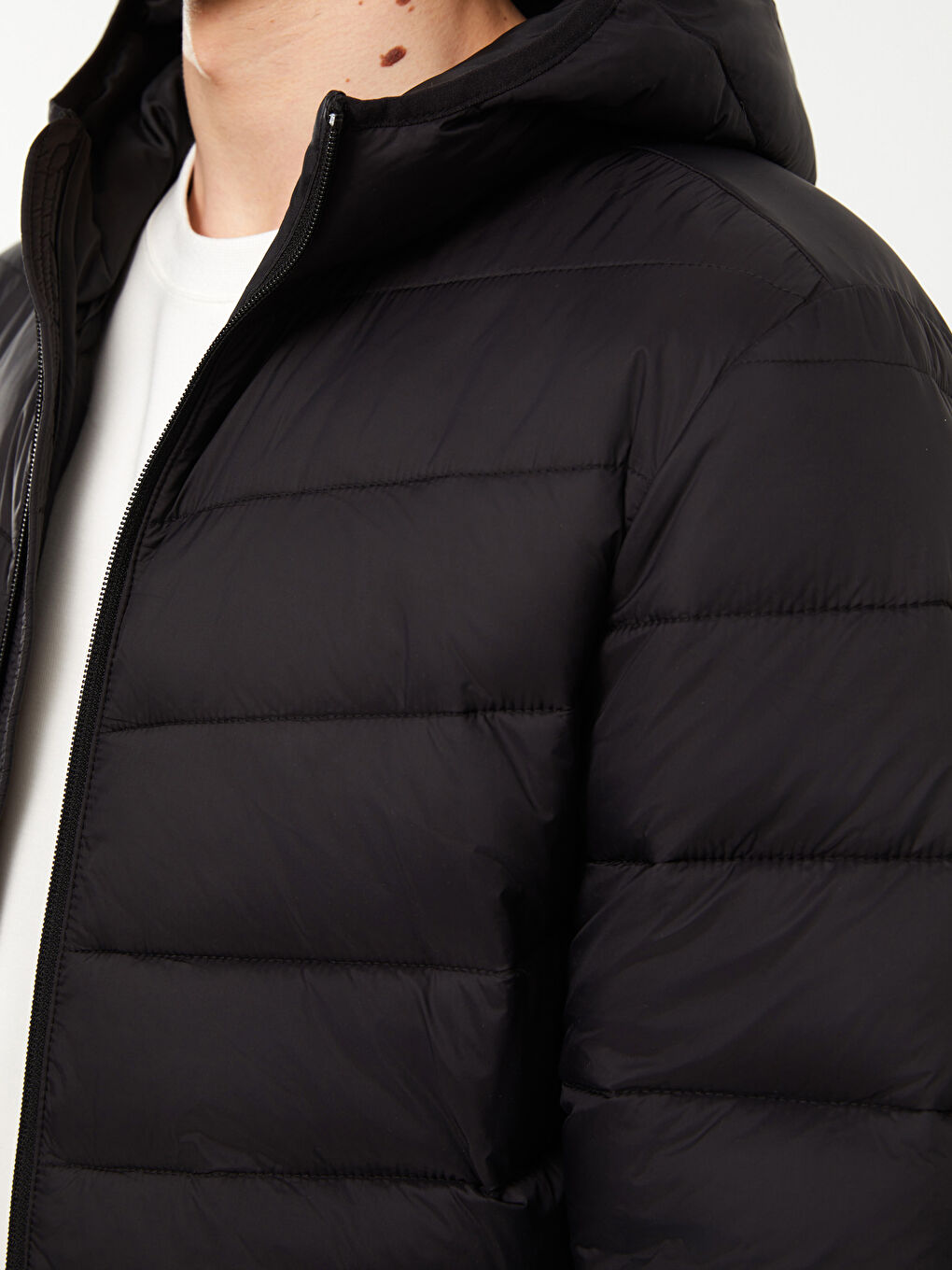 Slim Fit Hooded Men's Puffer Coat-2