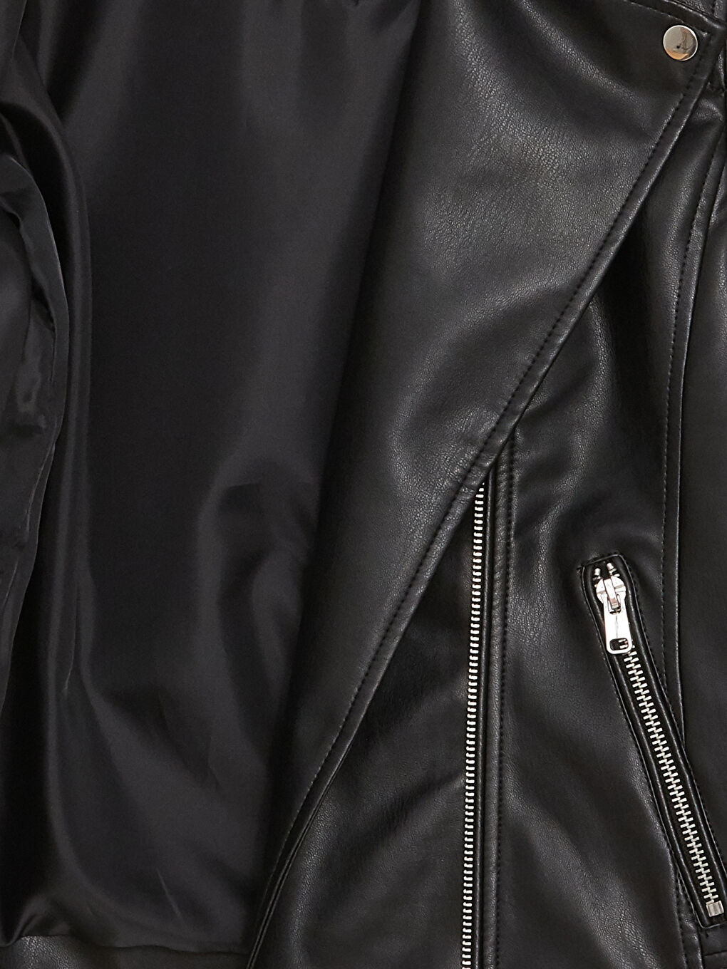 ქალებისთვის ბაიკერის საყელო უბრალო ხელოვნური ტყავის ქურთუკი-12