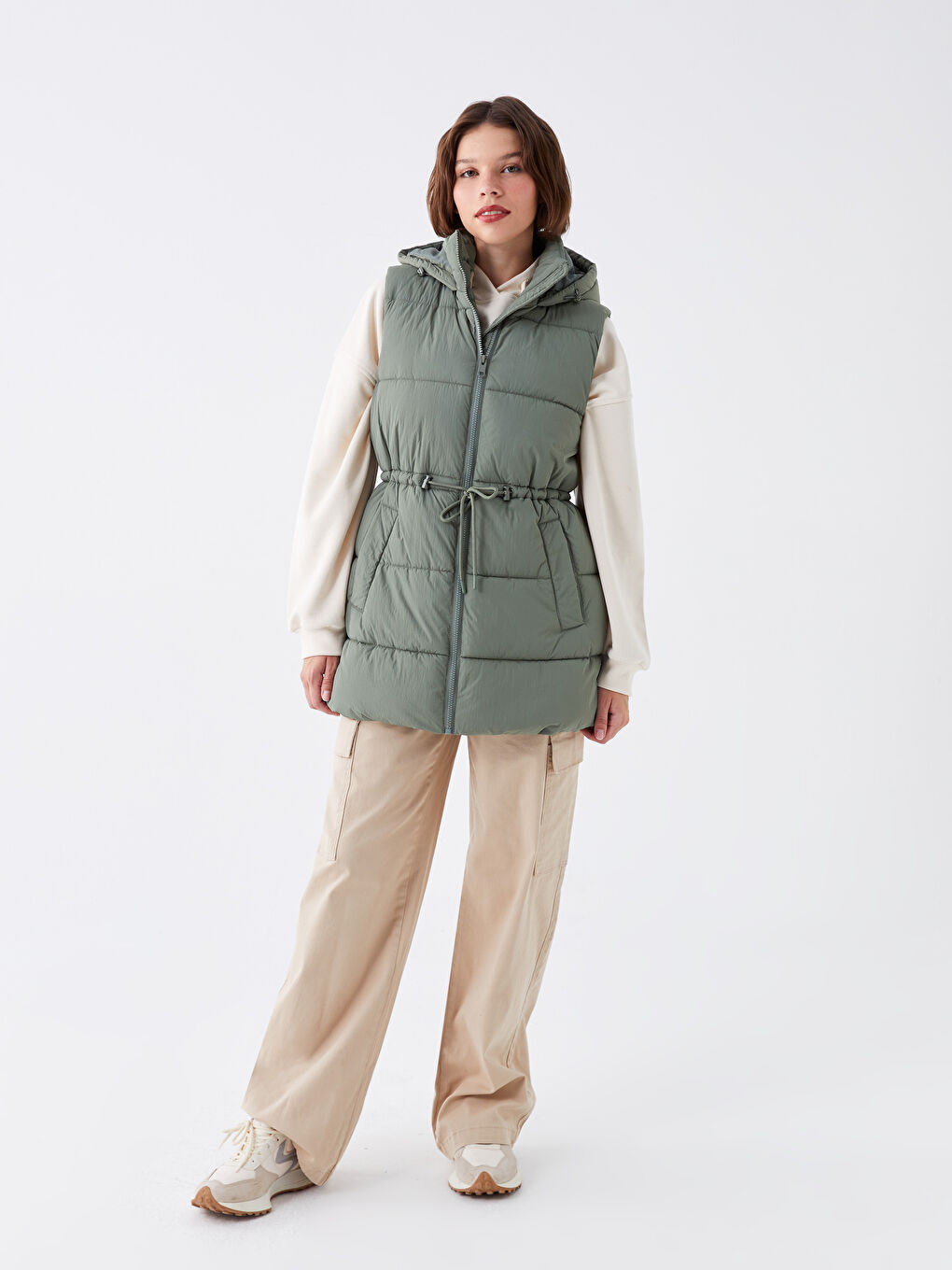 Дамски Пухен Жилет С Качулка-2