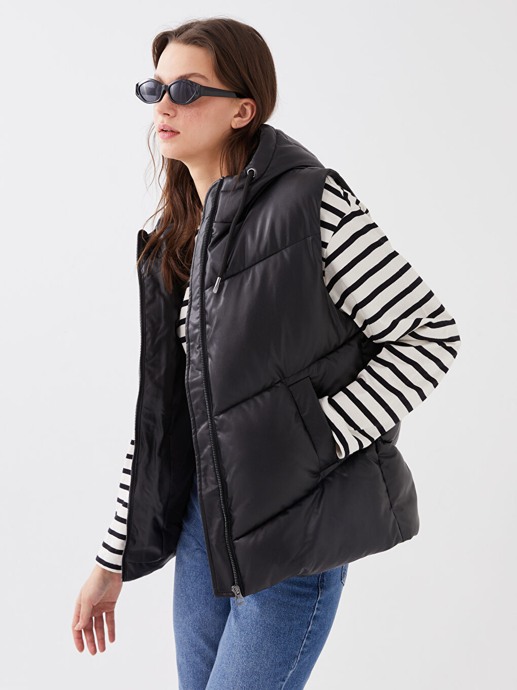 Hooded Plain Faux Leather Women's Puffer Gilet-1