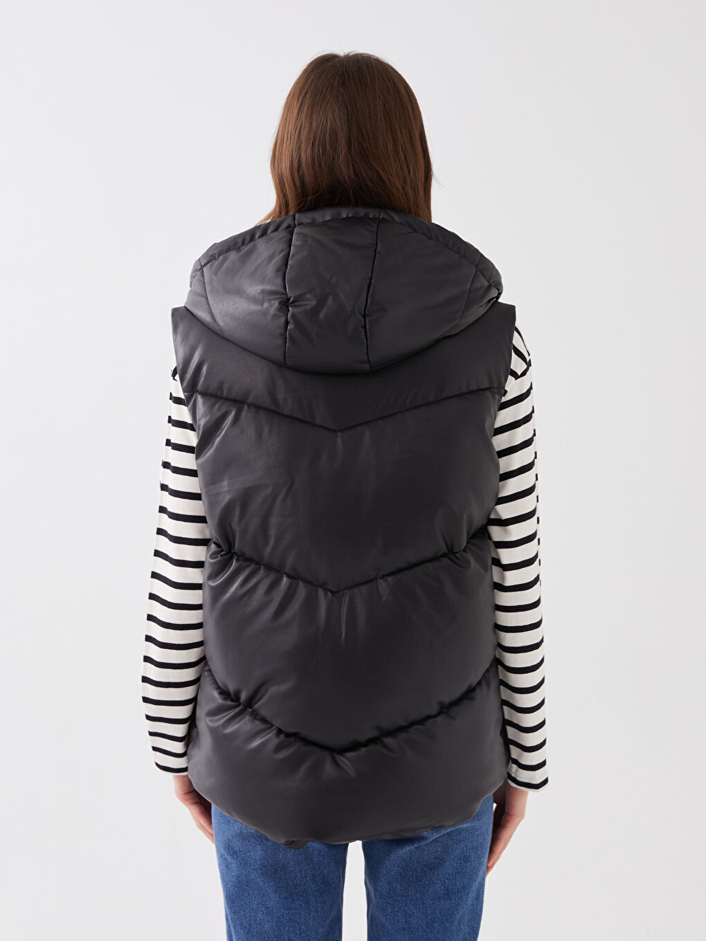 Hooded Plain Faux Leather Women's Puffer Gilet-5