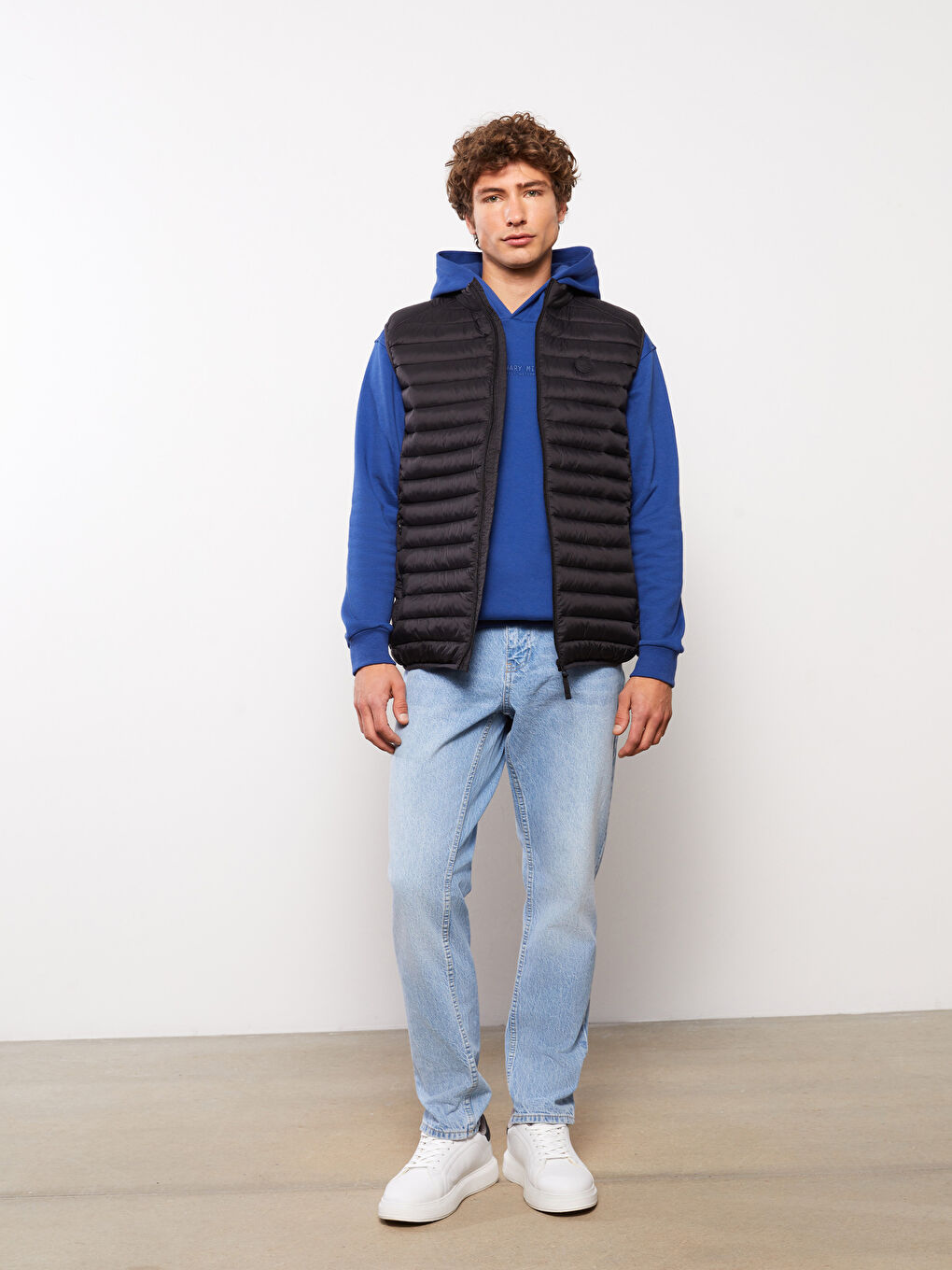 Slim Fit Funnel Neck Men's Puffer Gilet-2