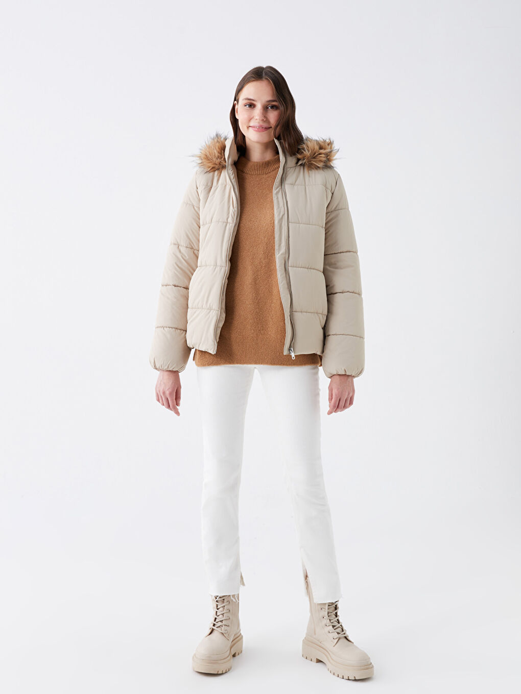 Ekru Kadın Kapüşonlu Düz Şişme Mont-2