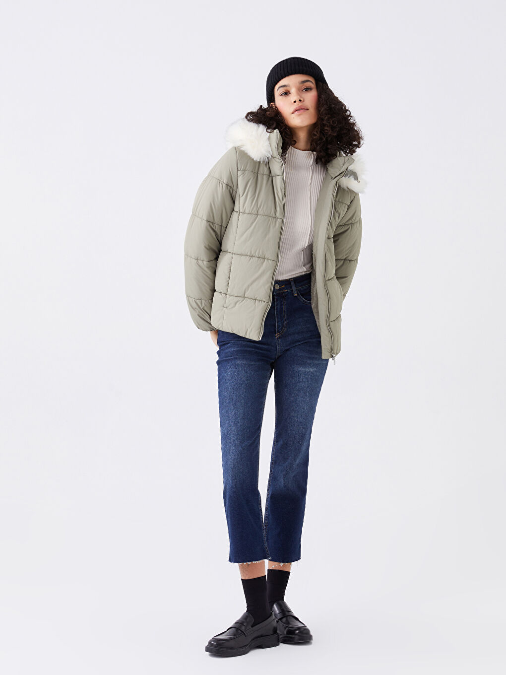 Haki Kadın Kapüşonlu Düz Şişme Mont-2