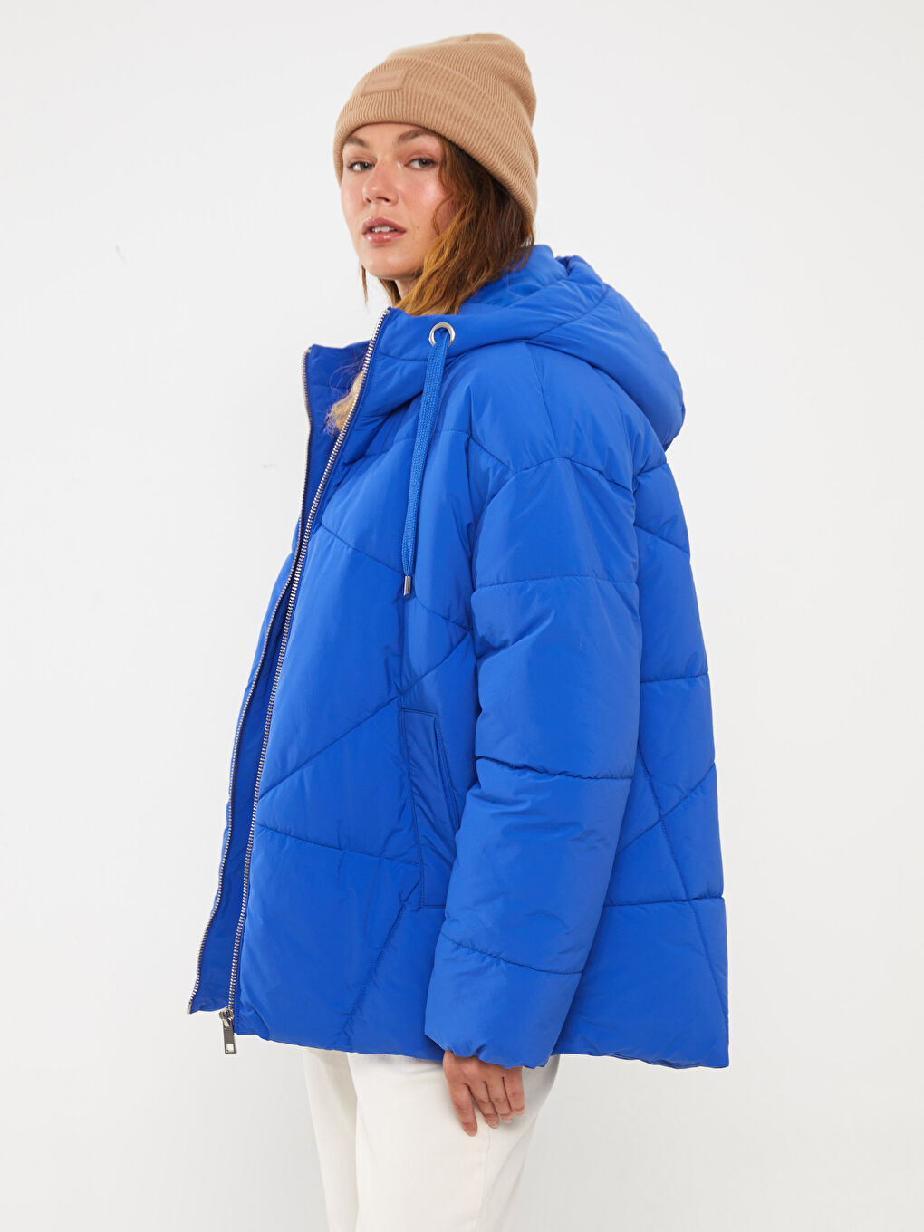 Mavi Kapüşonlu Düz Uzun Kollu Oversize Kadın Şişme Mont-2