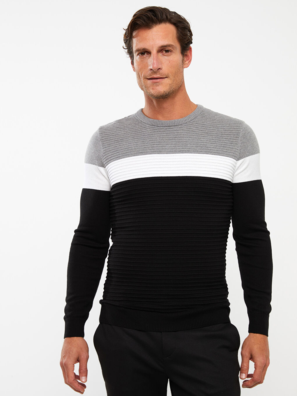 LCWAIKIKI Classic Crew Neck Long Sleeve Color Block Men's Knitwear Sweater -W30592Z8-CVL