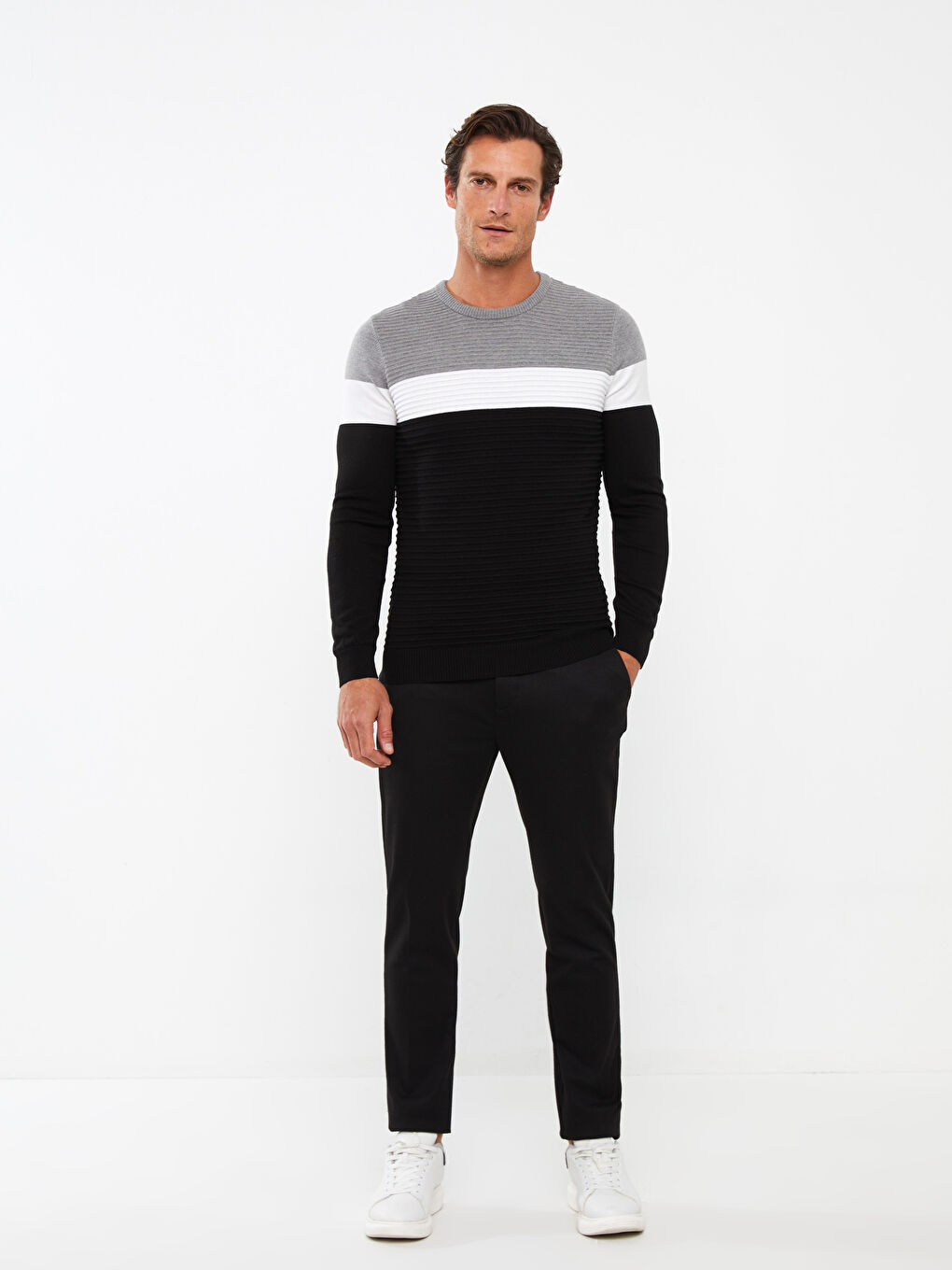 LCWAIKIKI Classic Crew Neck Long Sleeve Color Block Men's Knitwear Sweater -W30592Z8-CVL