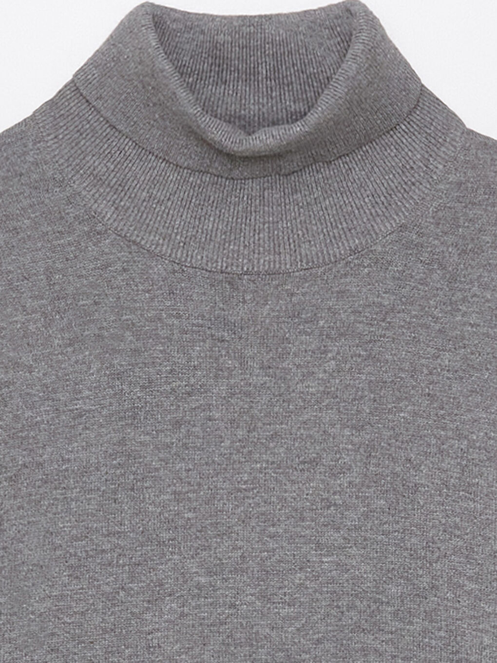 LCWAIKIKI Classic Turtleneck Long Sleeve Men's Knitwear Sweater -W30647Z8-DUX
