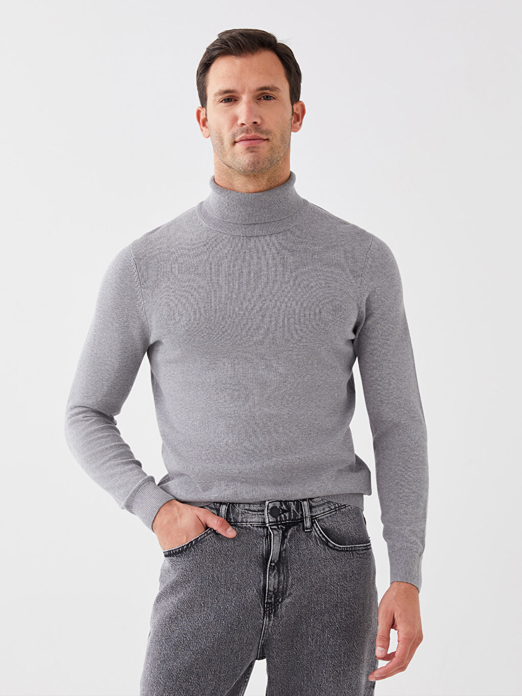 LCWAIKIKI Classic Turtleneck Long Sleeve Men's Knitwear Sweater -W30647Z8-DUX