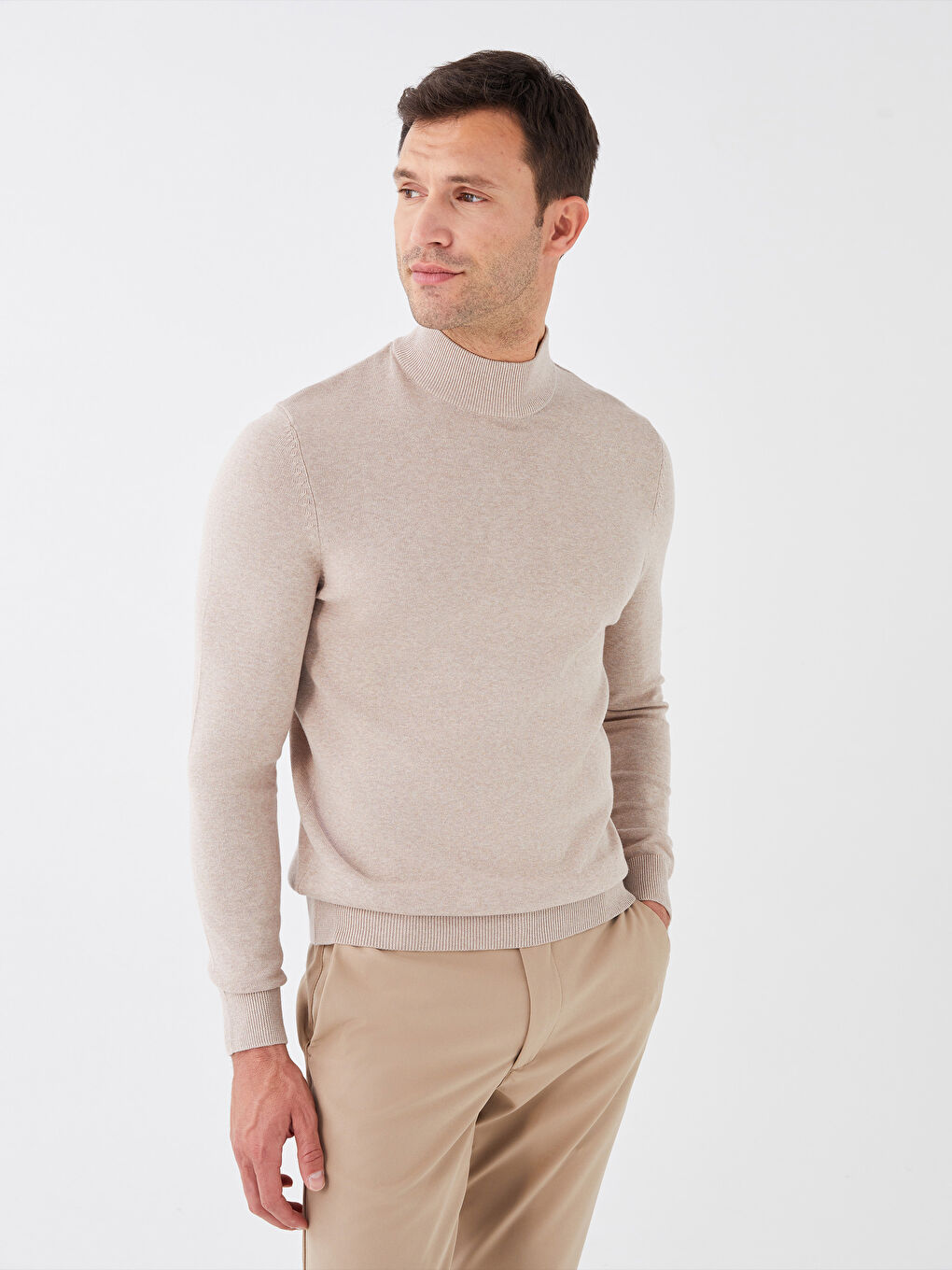 LCWAIKIKI Classic Half Turtleneck Long Sleeve Men's Knitwear Sweater -W30648Z8-E0B