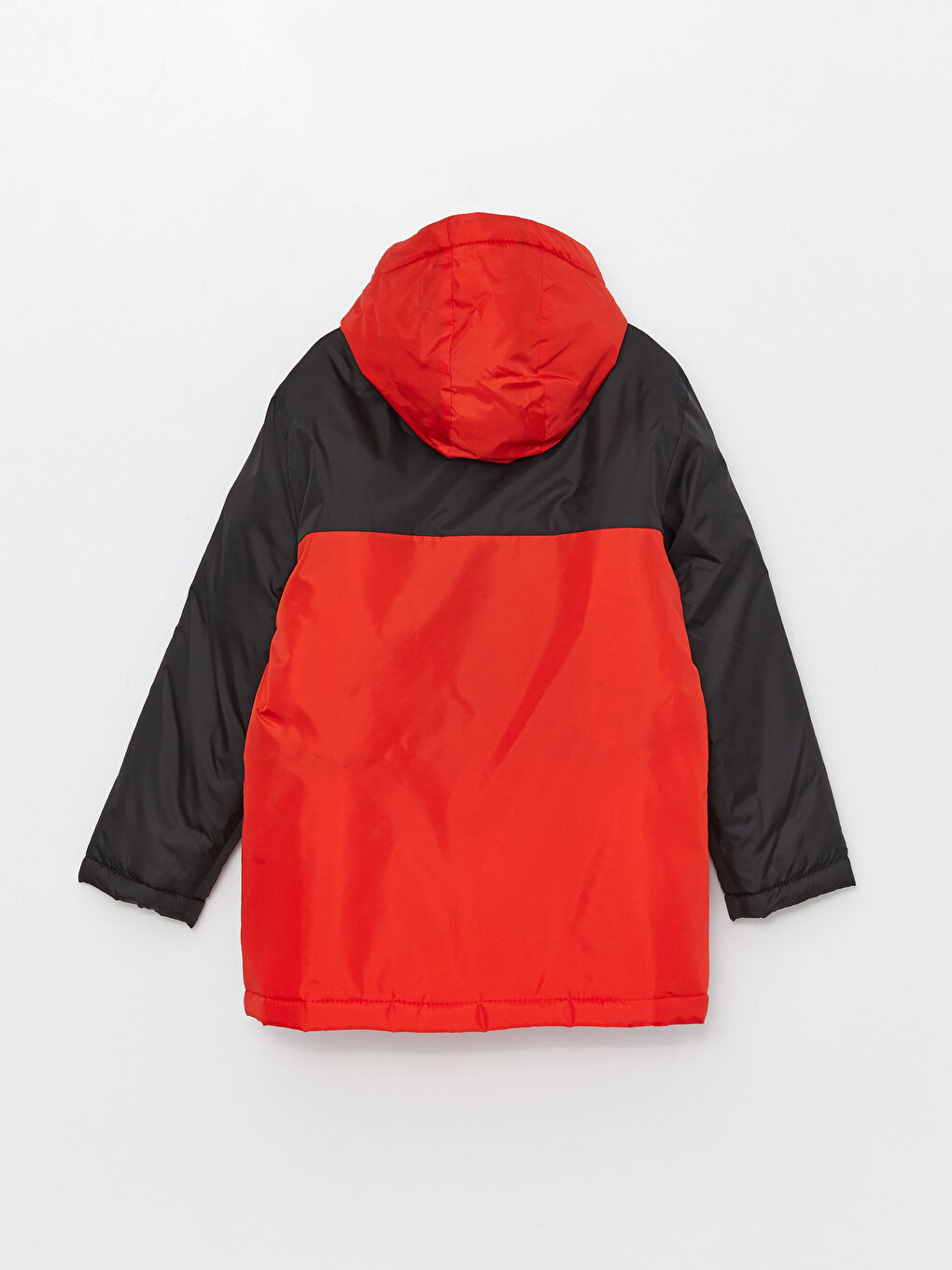 Siyah Kapüşonlu Renk Bloklu Erkek Çocuk Mont-1