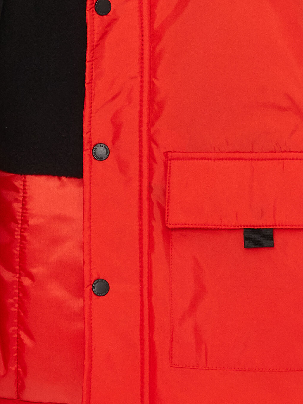 Siyah Kapüşonlu Renk Bloklu Erkek Çocuk Mont-2