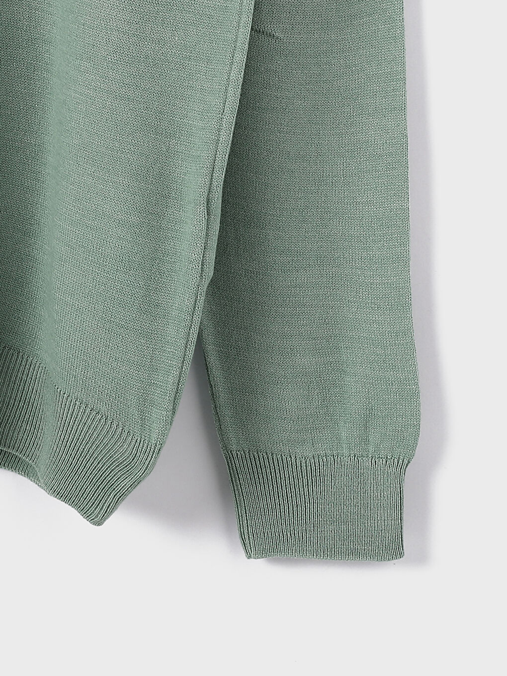 بلوفر تريكو كم طويل بياقة دائرية للرجال-3