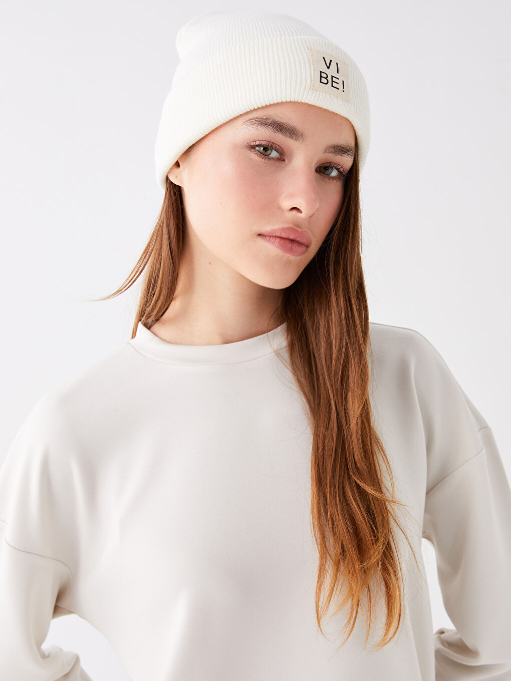 Tag Detailed Women's Tricot Beanie